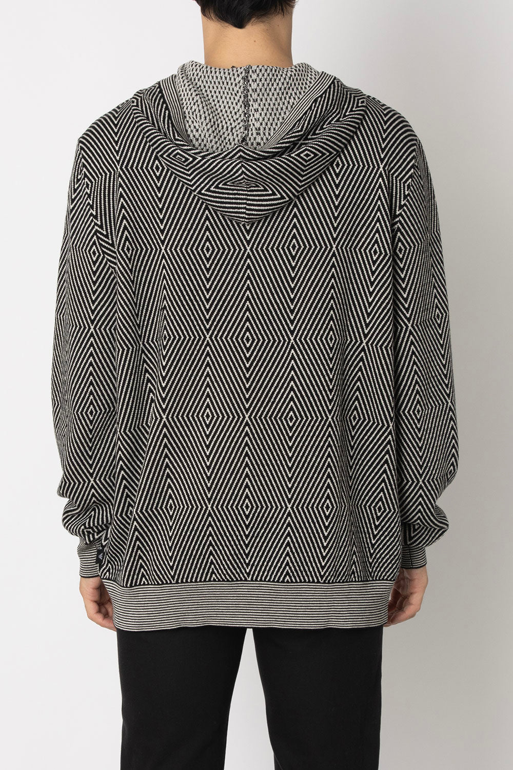 エンポリオ アルマーニ EMPORIO ARMANI EMPORIO ARMANI ニットパーカー プルオーバー マルタミボンド（ブラック） ブラック
