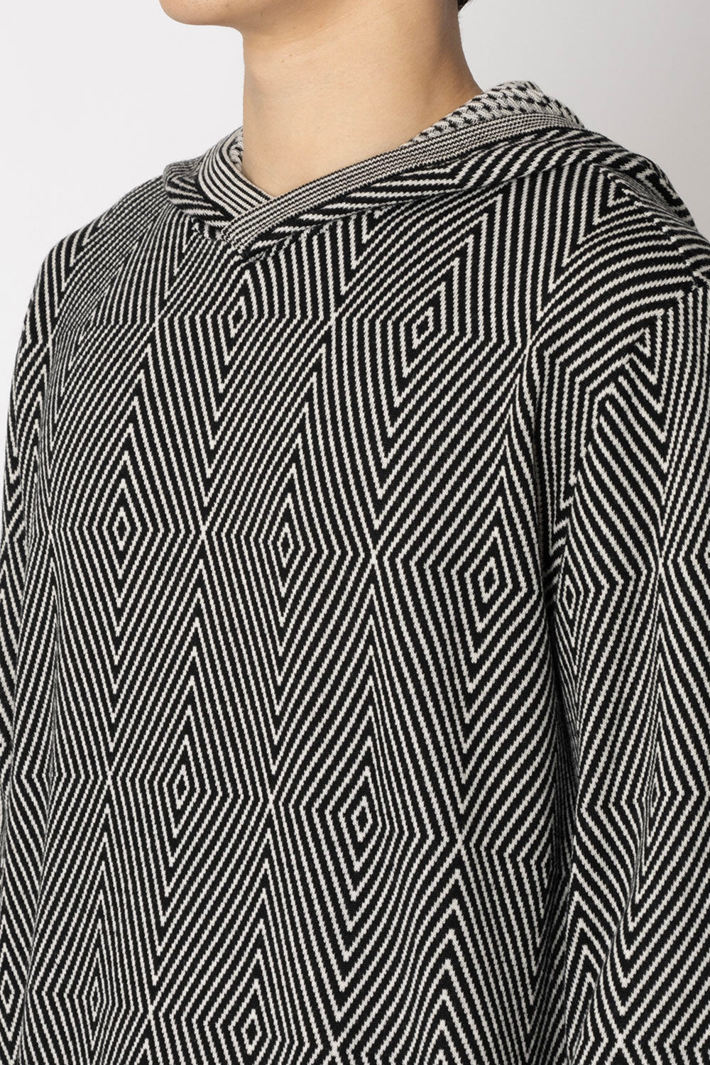 エンポリオ アルマーニ EMPORIO ARMANI EMPORIO ARMANI ニットパーカー プルオーバー マルタミボンド（ブラック） ブラック