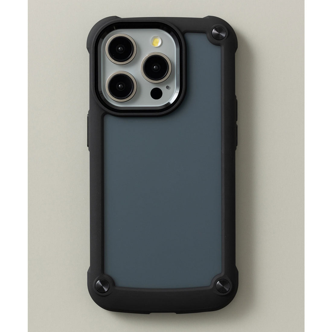 エモニーク emonique iPhoneケース カバー ダメージ防止厚みプロテクター （ブラック） ブラック