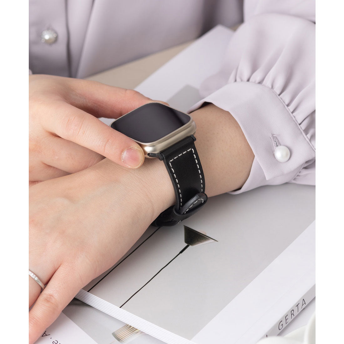 エモニーク emonique 本革皮革 Apple Watch 錶帶 智能手錶帶【38/40/41/42/44/45/49mm 兼容】