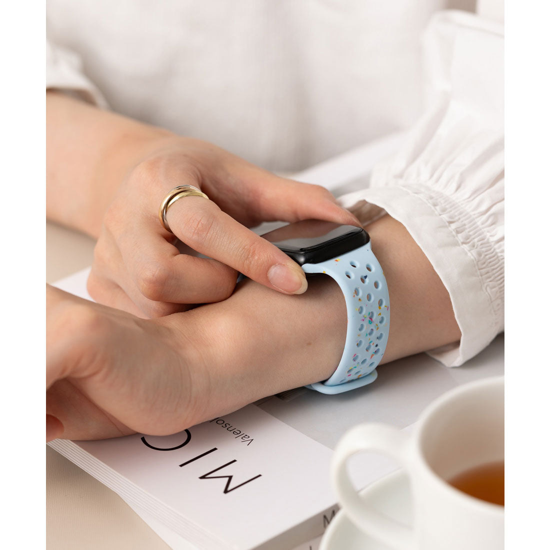 Emonique Smart Watch Band Silicone [Compatible with 38/40/41/42/44/45/49mm]