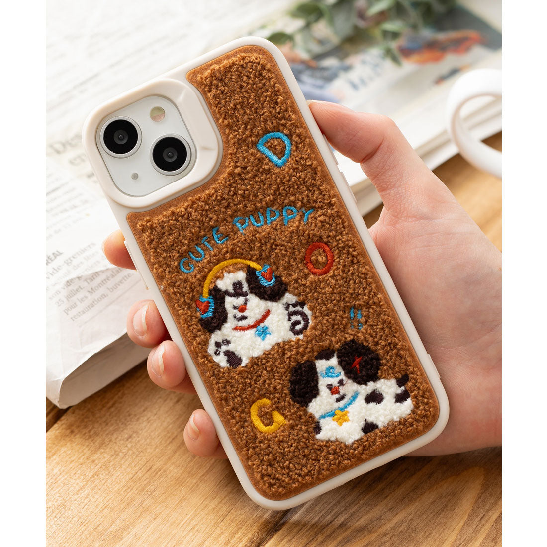 エモニーク emonique もこもこ ゆるキャラ iPhoneケース カバー （ブラウン） ブラウン