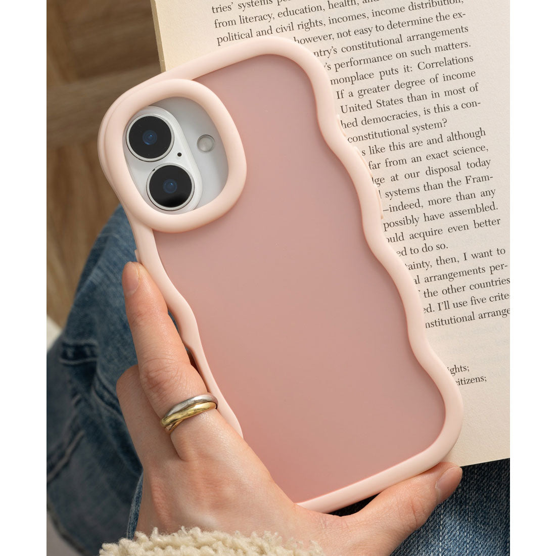 エモニーク emonique iPhoneケース カバー 滑りにくい うねうね TPUシリコン素材 マット （ピンク） ピンク