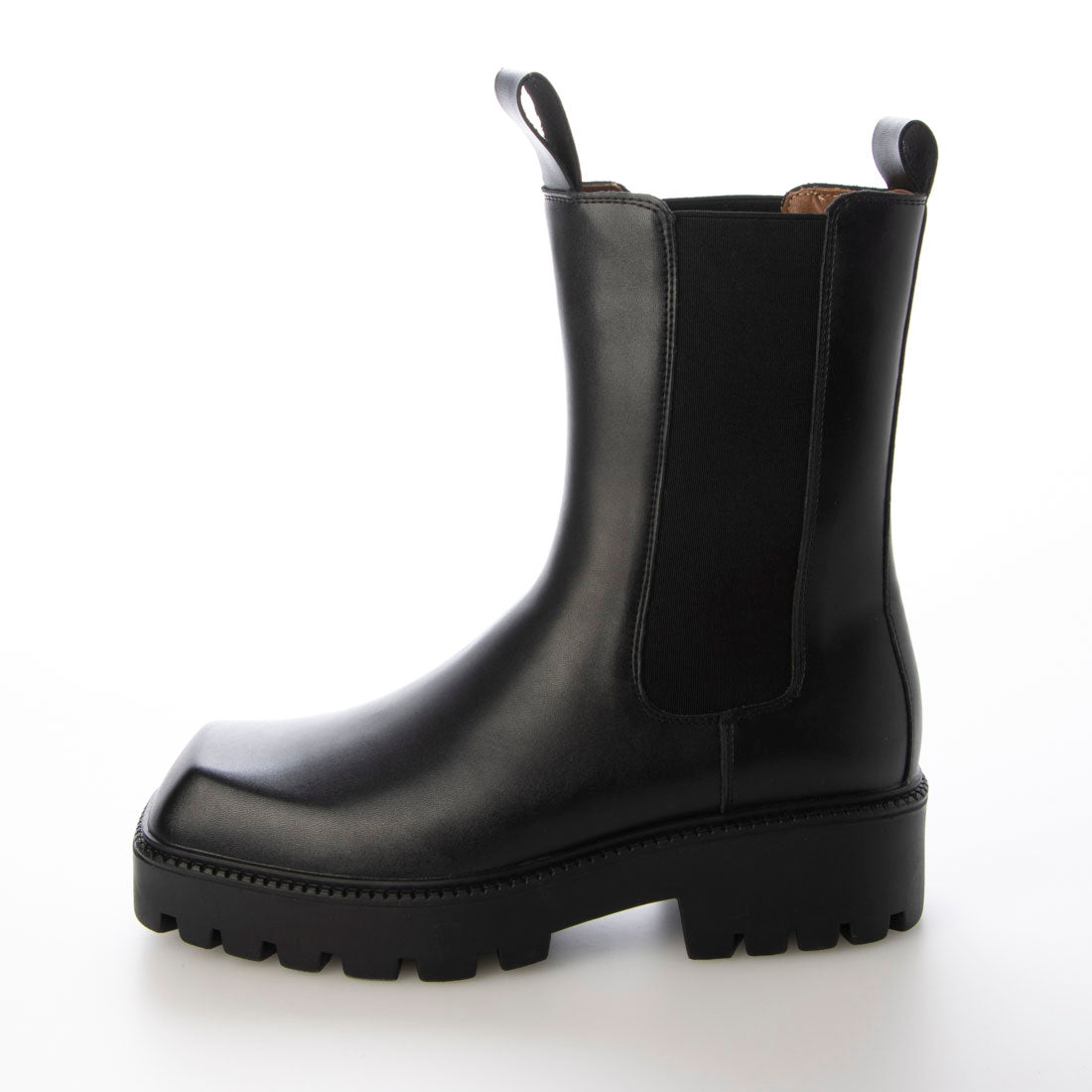 endevice tank sole square toe side gore chelsea boots
