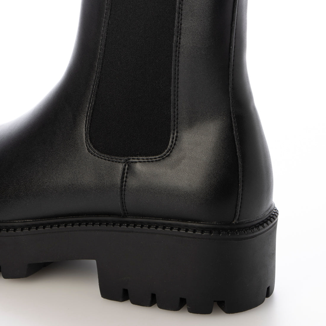 endevice tank sole square toe side gore chelsea boots