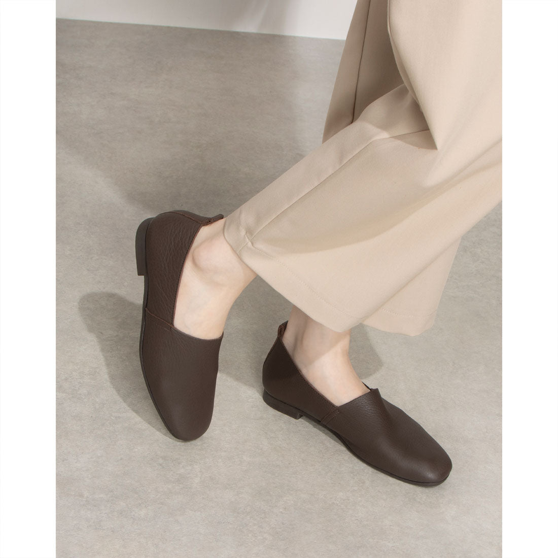 EN Ashinaga Ojisan EN Ashinaga Ojisan A new standard and very popular! [Waterproof] L-cut flat shoes