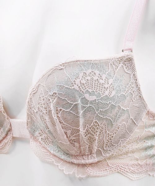 ANNEBRA Light Velvet Molded Cup Plunge Bra