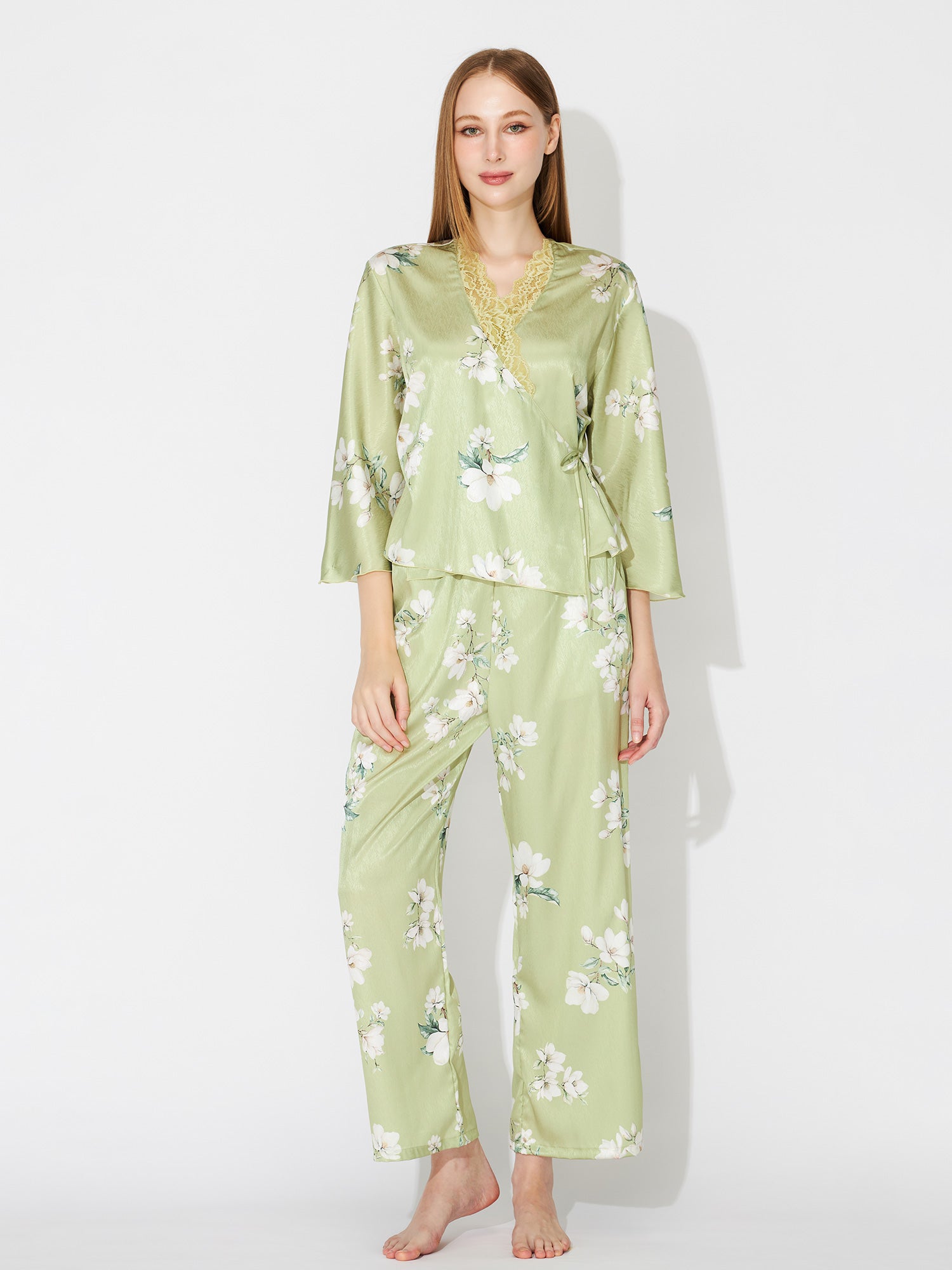 アンブラ ANNEBRA Light Petal フラワープリントナイトウェア （Green） Green
