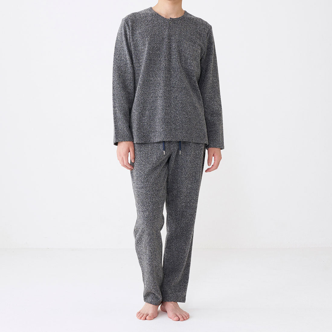 エポカ ウォモ EPOCA UOMO 長袖ヘンリーネック