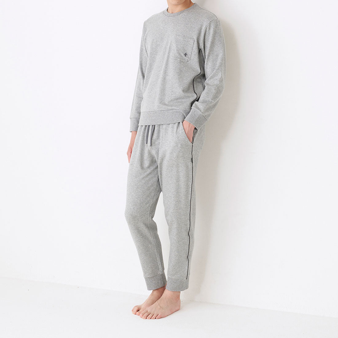エポカ ウォモ EPOCA UOMO 前閉リブテーパードパンツ