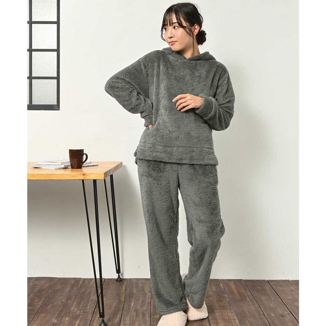 Equa. Sheepskin boa top and bottom set, loungewear, pullover top and long pants