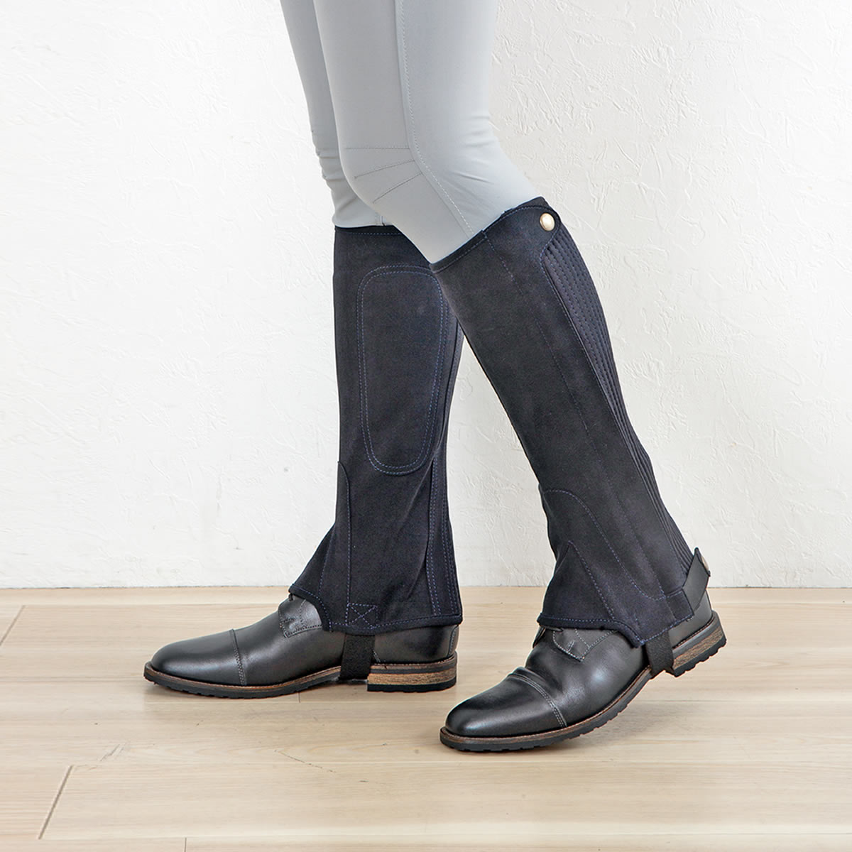 エクリベルタ EQULIBERTA 合皮スエードハーフチャップス