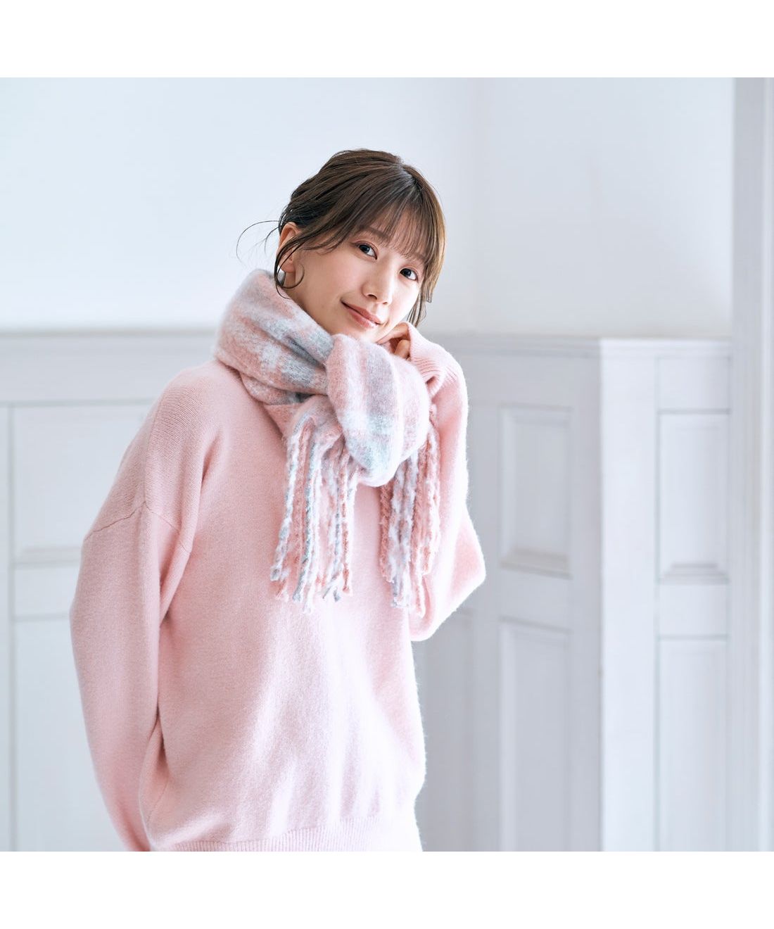 【WEB限定 洗える】ボリュームマフラー 30×220cm クラシックチェック ロゴ ワンポイント ユニセックス （ディープブルー） ディープブルー