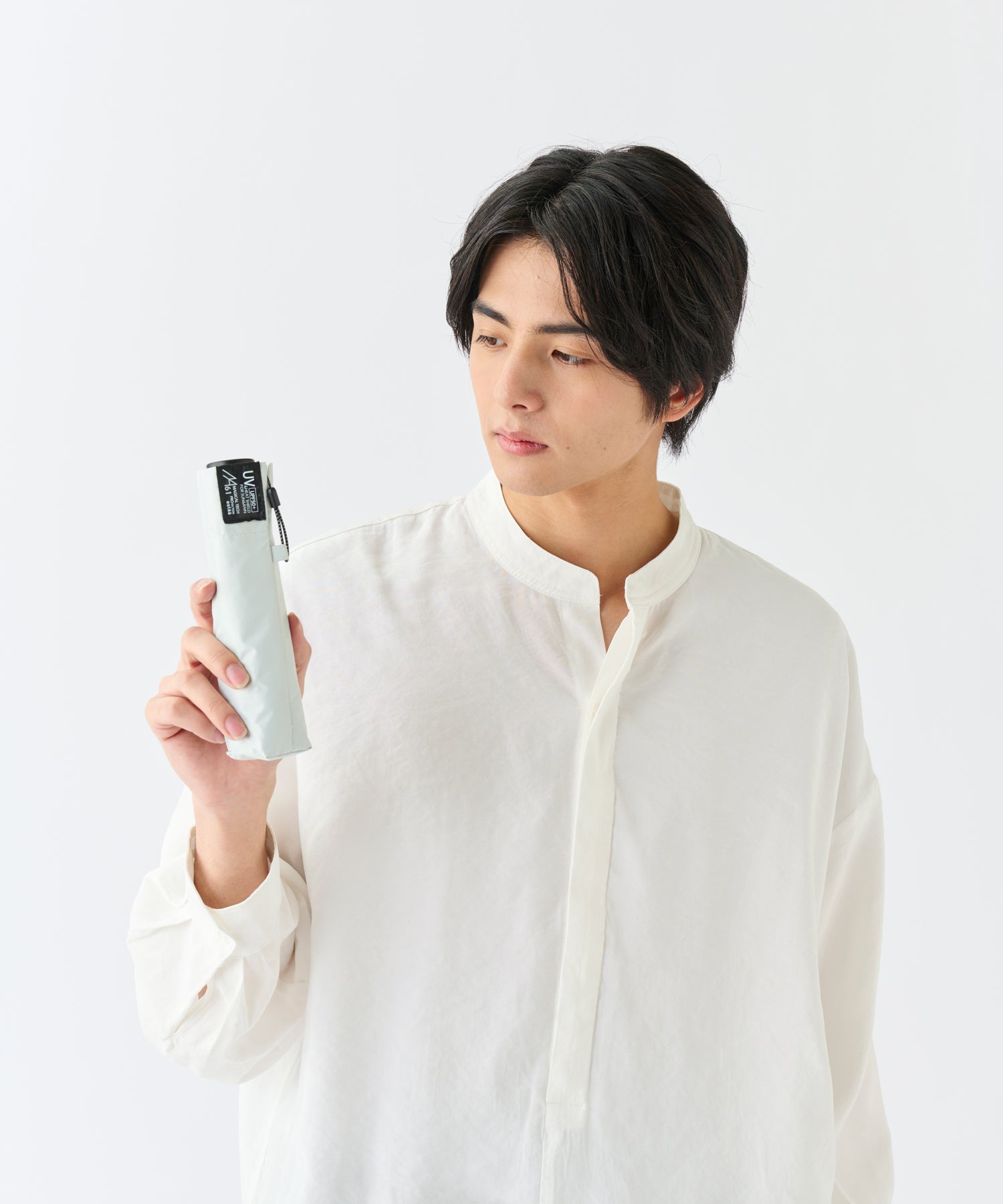 エスタ estaa 【超軽量／約158g～】マジカルテックプロ 遮光率100％ 折りたたみ傘 晴雨兼用日傘 61cm （ペールスカイ） ペールスカイ