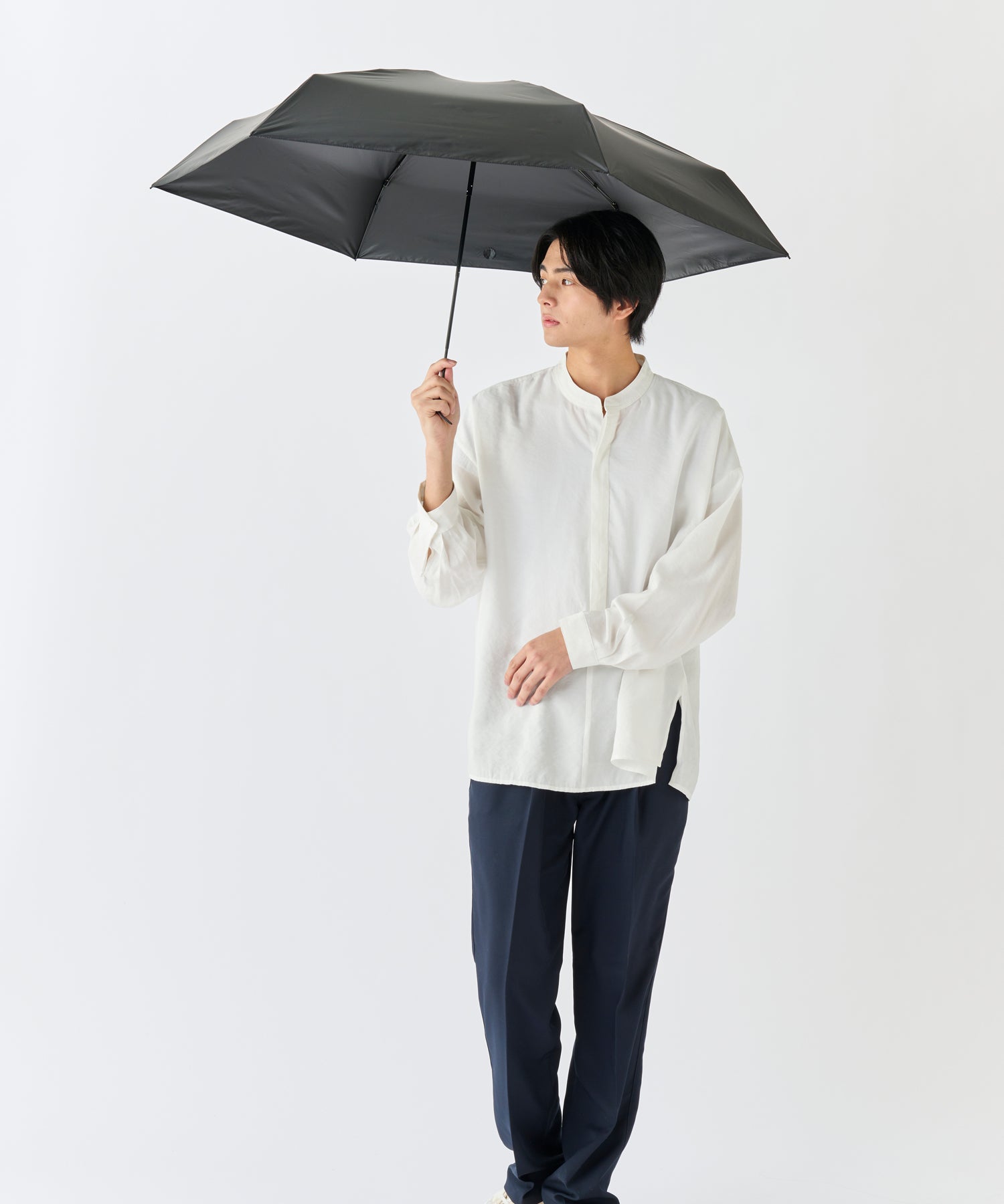 エスタ estaa 【超軽量／約158g～】マジカルテックプロ 遮光率100％ 折りたたみ傘 晴雨兼用日傘 61cm （ブラック） ブラック