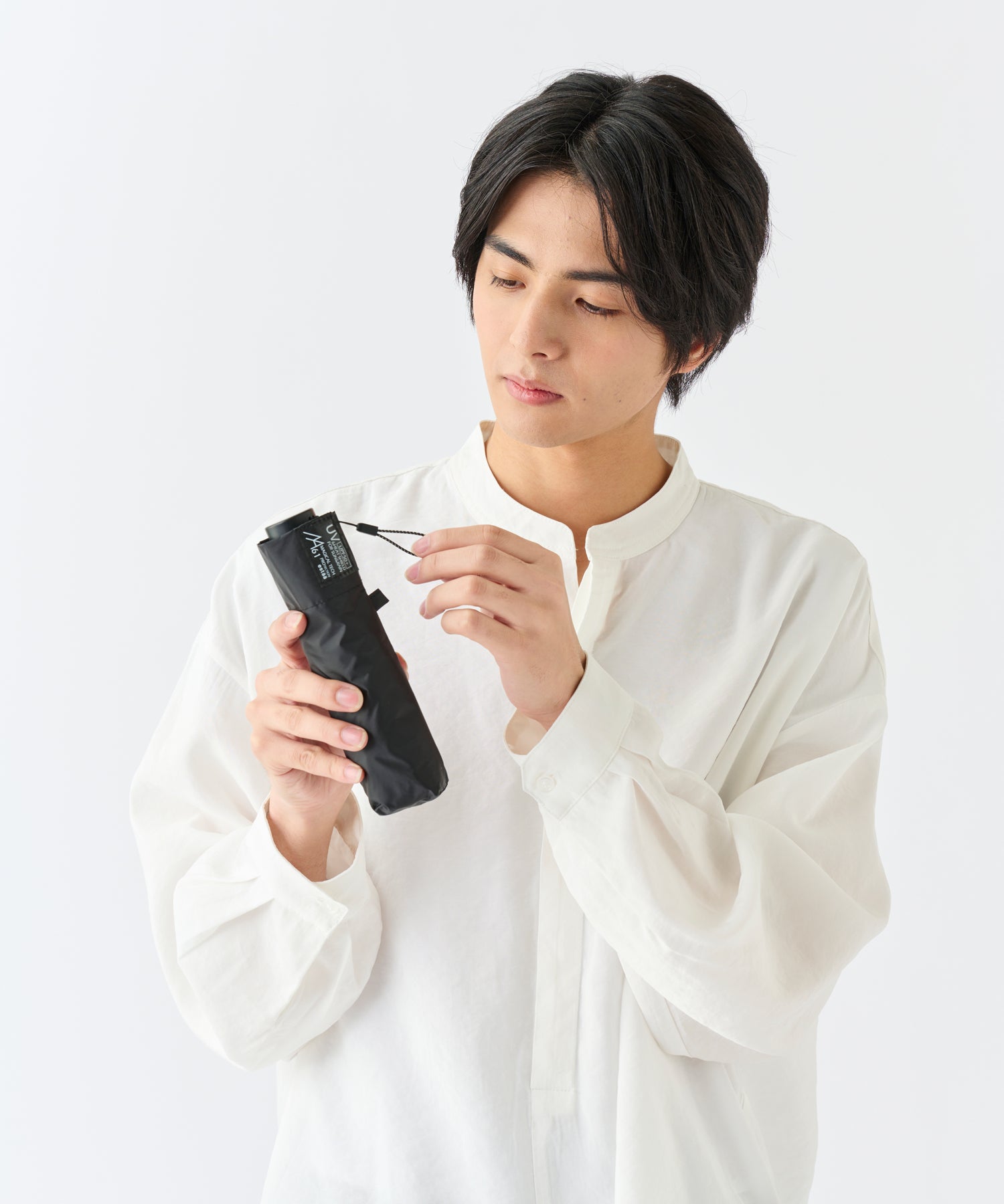 エスタ estaa 【超軽量／約158g～】マジカルテックプロ 遮光率100％ 折りたたみ傘 晴雨兼用日傘 61cm （ブラック） ブラック