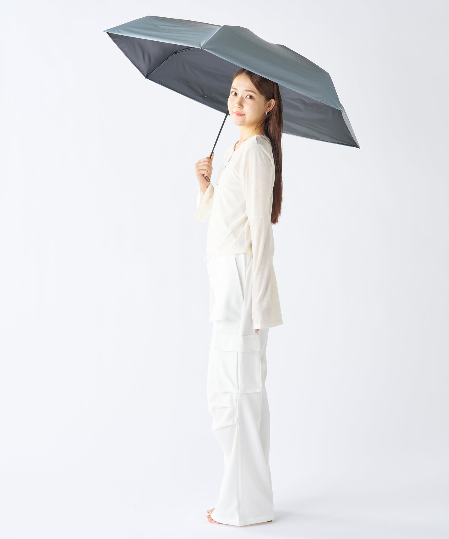 エスタ estaa 【超軽量／約158g～】マジカルテックプロ 遮光率100％ 折りたたみ傘 晴雨兼用日傘 61cm （ブラック） ブラック