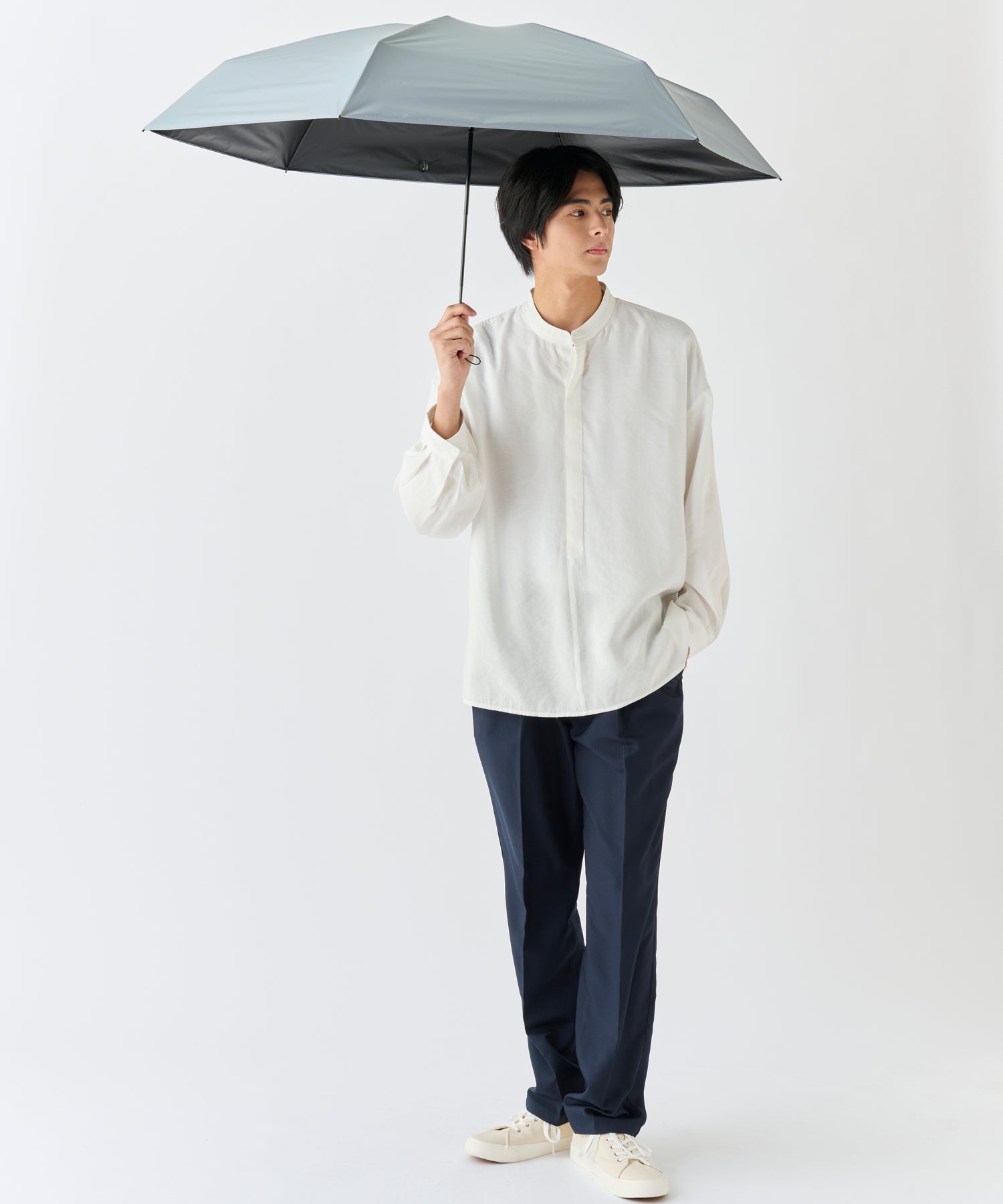 エスタ estaa 【超軽量／約158g～】マジカルテックプロ 遮光率100％ 折りたたみ傘 晴雨兼用日傘 61cm （ブラック） ブラック