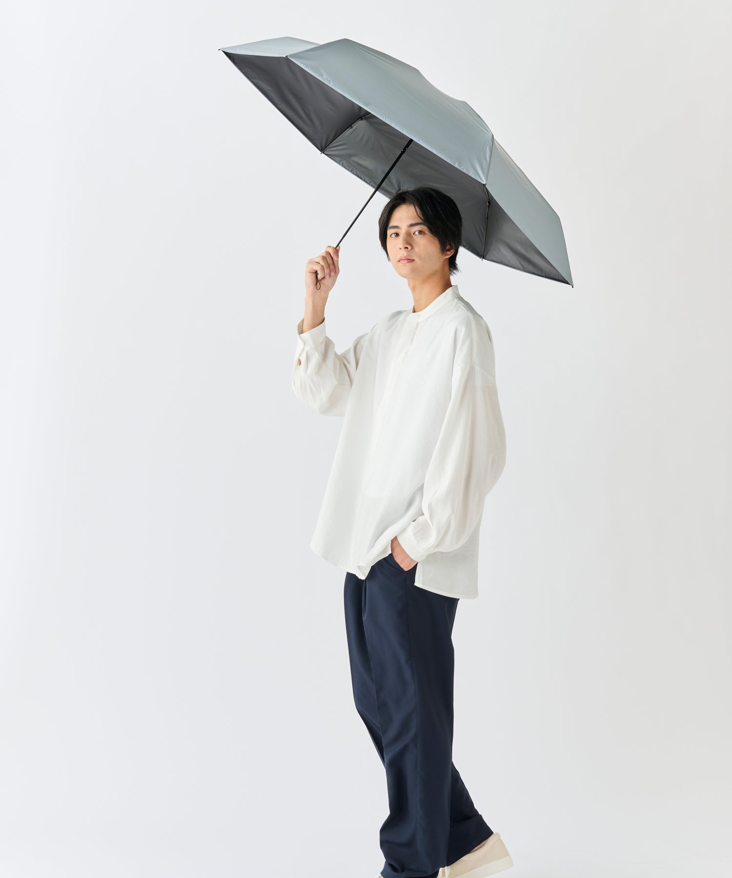 エスタ estaa 【超軽量／約158g～】マジカルテックプロ 遮光率100％ 折りたたみ傘 晴雨兼用日傘 61cm （ブラック） ブラック