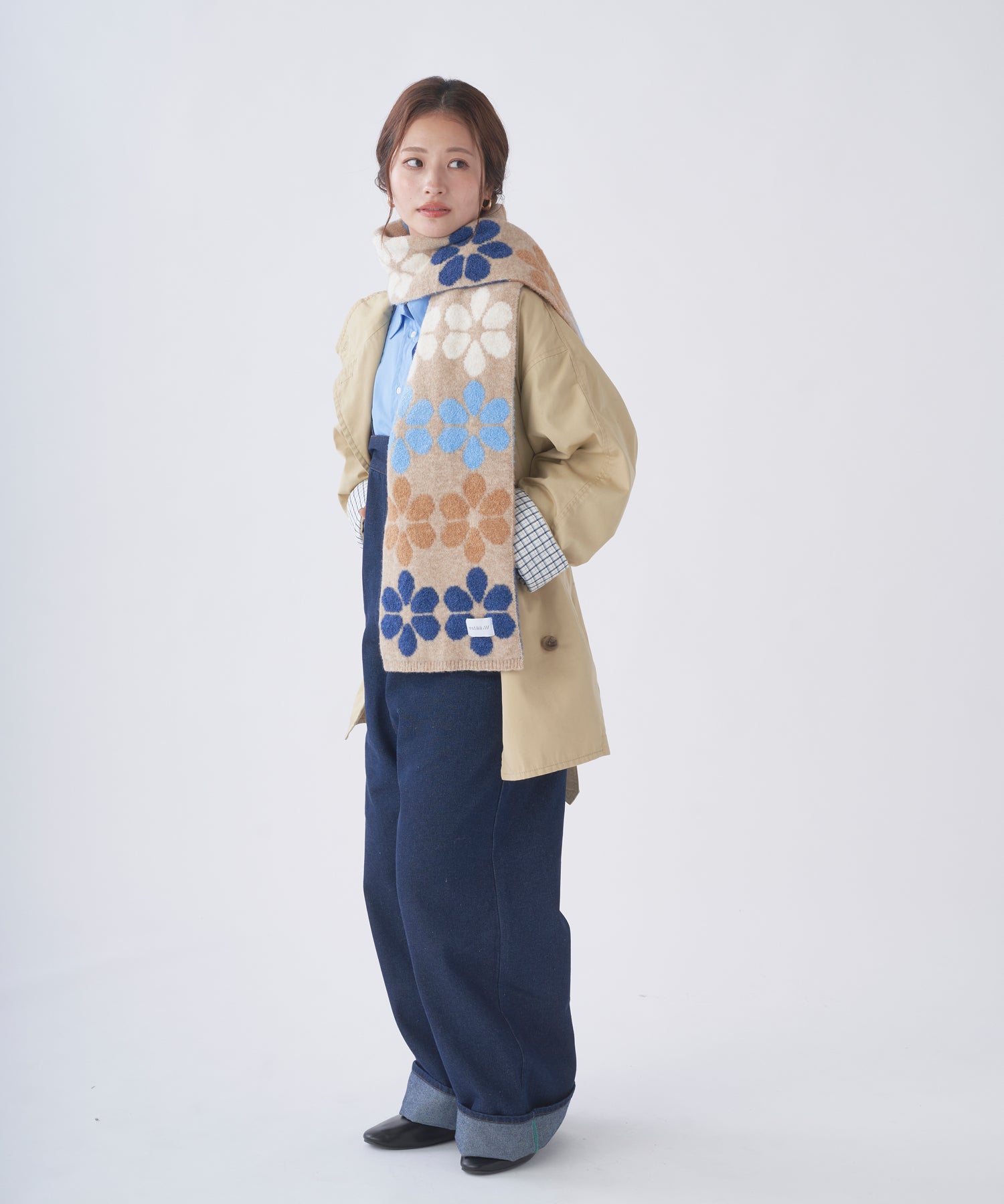 エスタ estaa 【洗える】ニットマフラー 24×160cm フラワージャカード （ベージュ） ベージュ