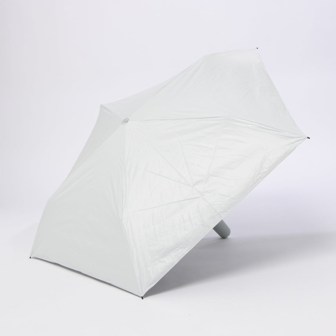 エスタ estaa 折りたたみ雨傘 -Pitaa ハーフカプセル- プレーン 50cm 遮光率100％ 遮熱 UV （ホワイト） ホワイト