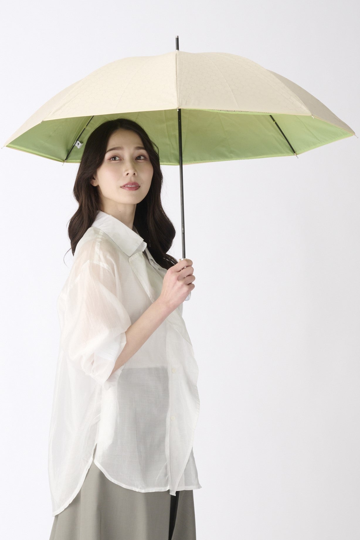 エスタ estaa 【ハニカム断熱パラソル】晴雨兼用日傘 長傘 ロング傘 グラデーション 50cm 遮光 遮熱 UV （ライトイエロー） ライトイエロー