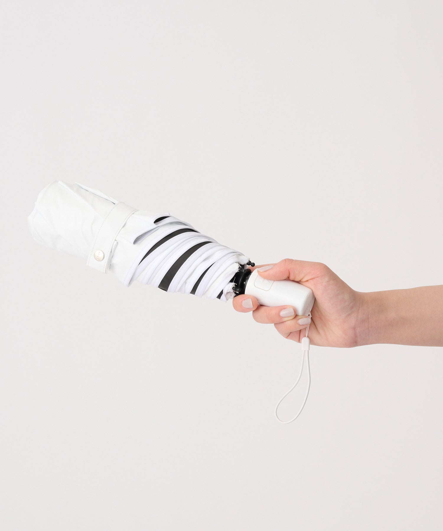 エスタ estaa 【WEB限定 自動開閉】晴雨兼用折りたたみ日傘 ラディクール 遮光 遮熱 UV ユニセックス （ホワイト） ホワイト