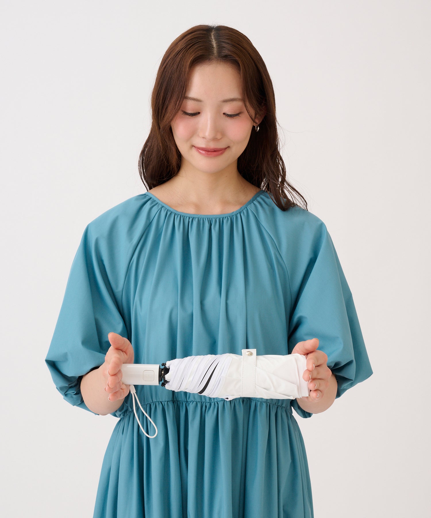 エスタ estaa 【WEB限定 自動開閉】晴雨兼用折りたたみ日傘 ラディクール 遮光 遮熱 UV ユニセックス （ホワイト） ホワイト
