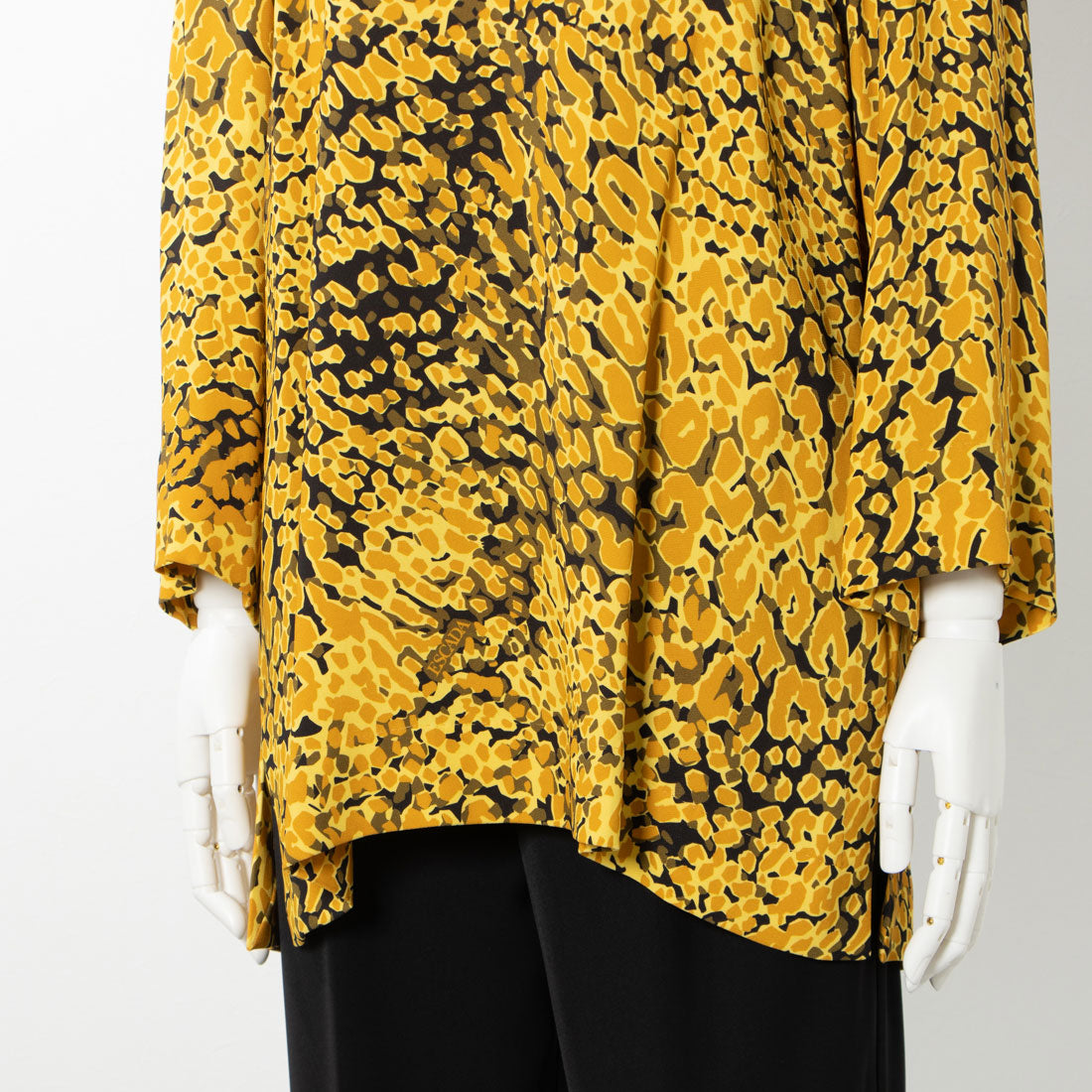 エスカーダ ESCADA トップス