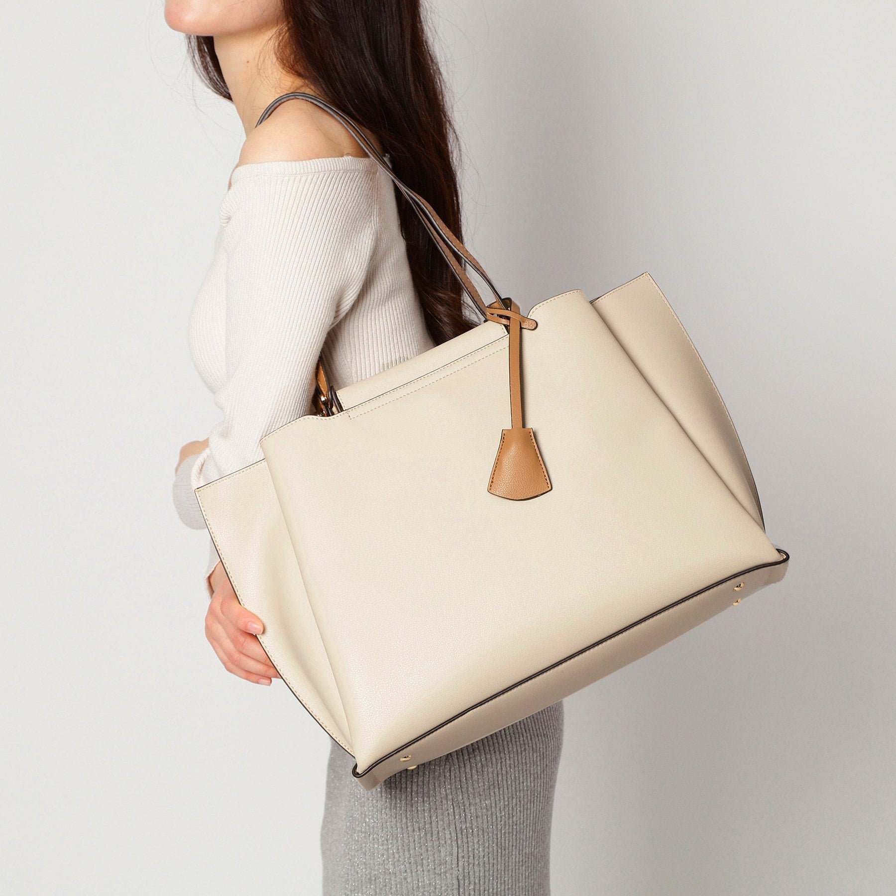 エスペランサ ESPERANZA 横型A4トートバッグ （グレージュ(012)） グレージュ(012)