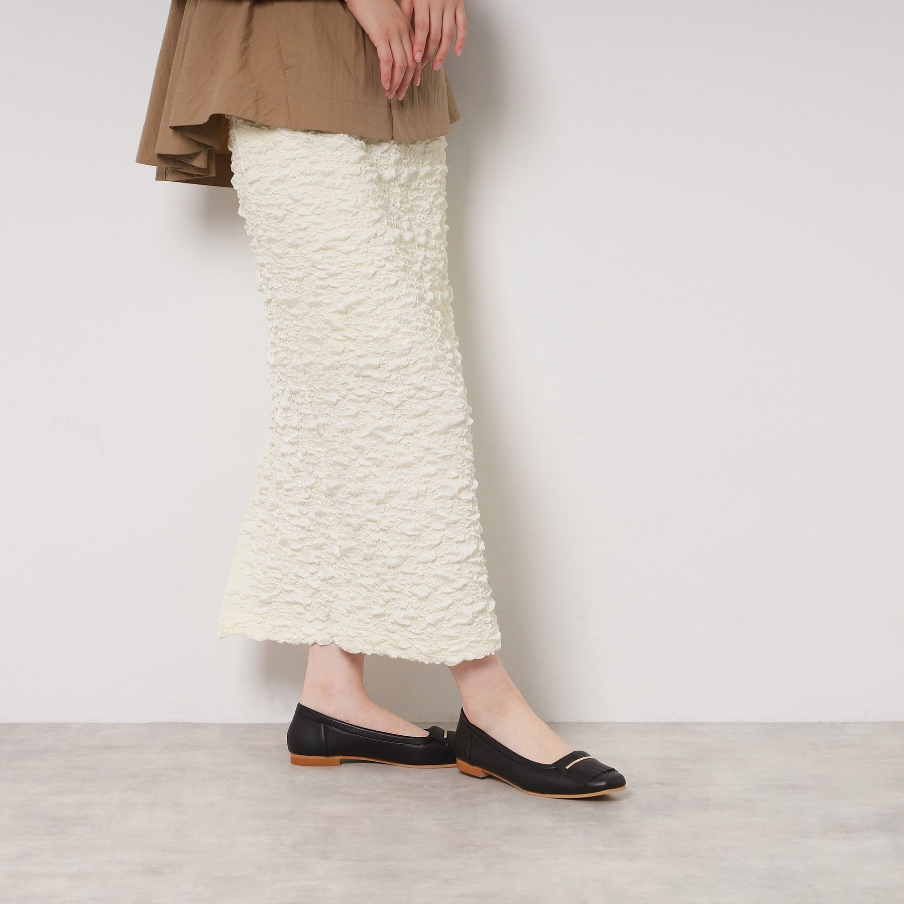 エスペランサ ESPERANZA フリンジフラットパンプス （レッド(162)） レッド(162)