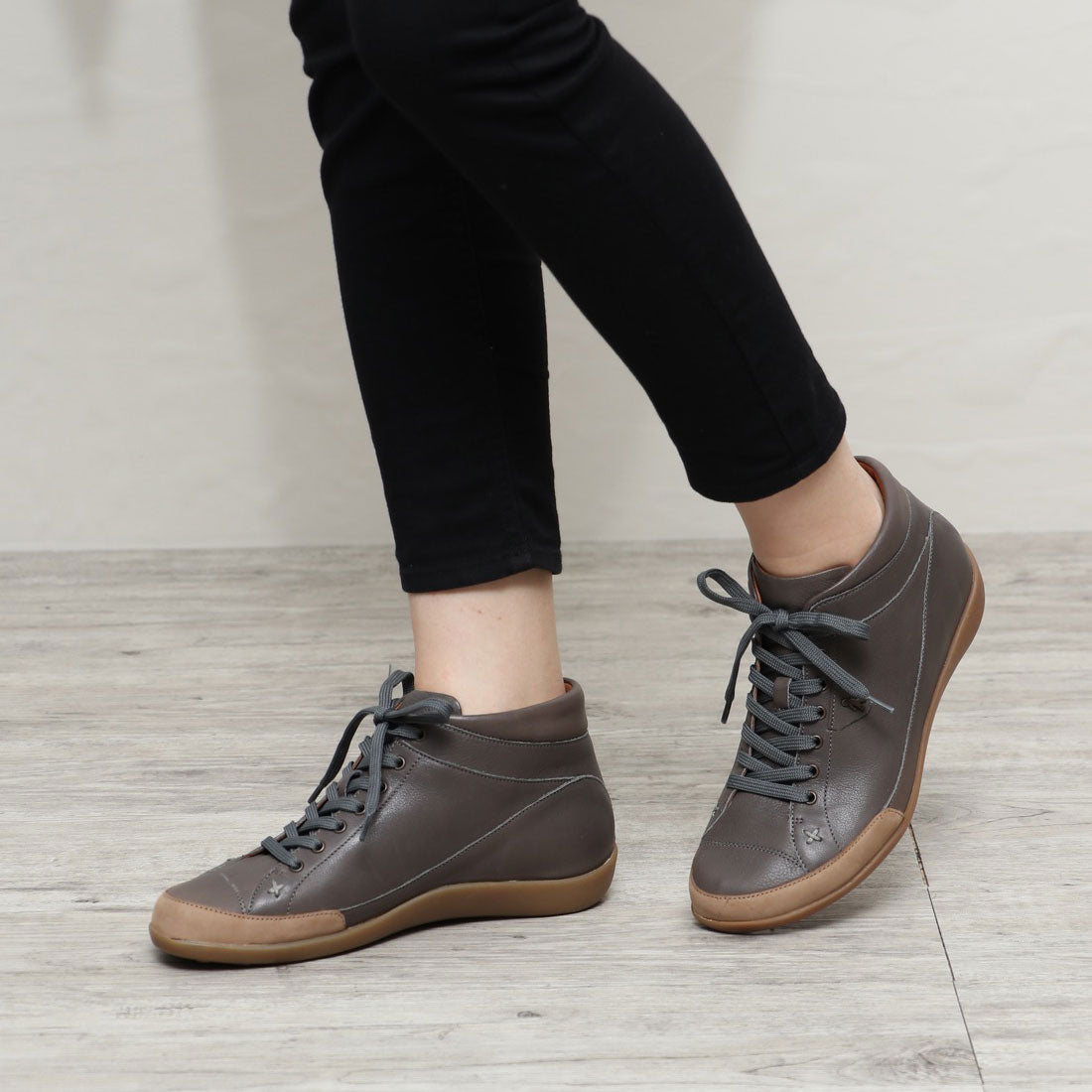 ヨーロッパコンフォートシューズ EU Comfort Shoes Benvado ハイカットスニーカー