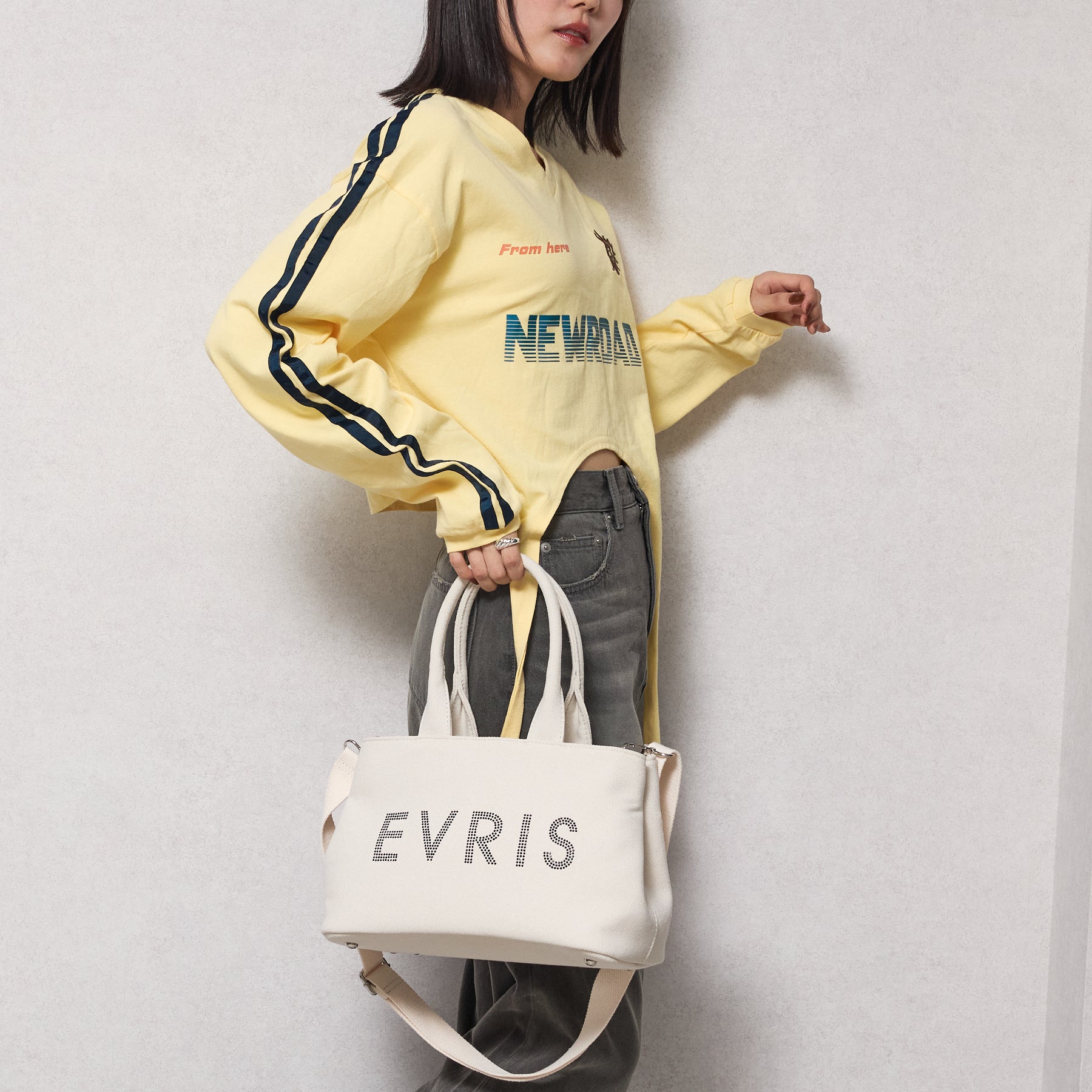 エヴリス EVRIS 【EVRIS/エヴリス】ロゴファブリック HOTFIXハンドバッグ／500mkペットボトル収納可 （IVO03） IVO03