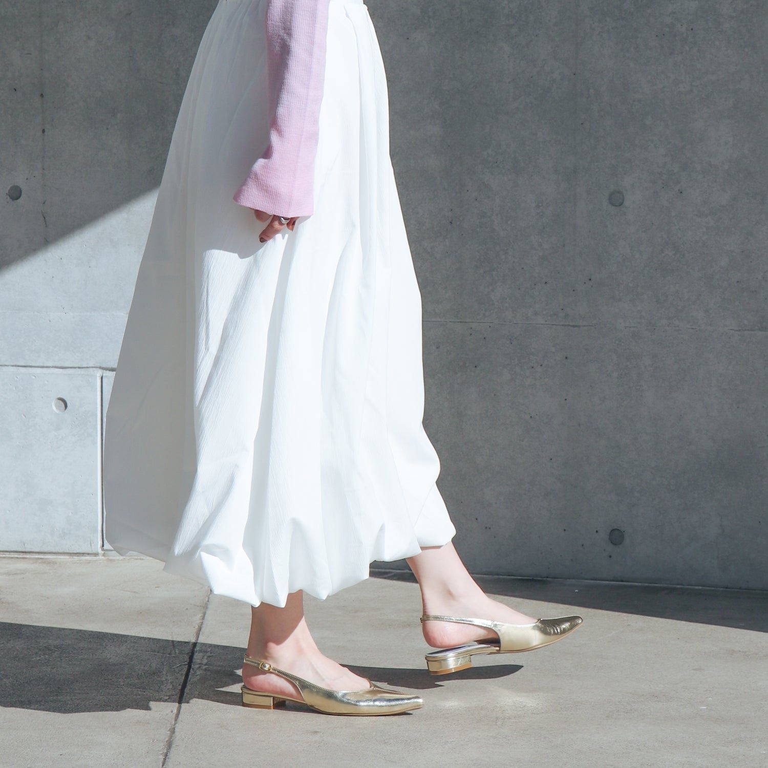 【EVOL/イーボル】【軽量・柔らかい】Vカットバックバンドパンプス IY5592