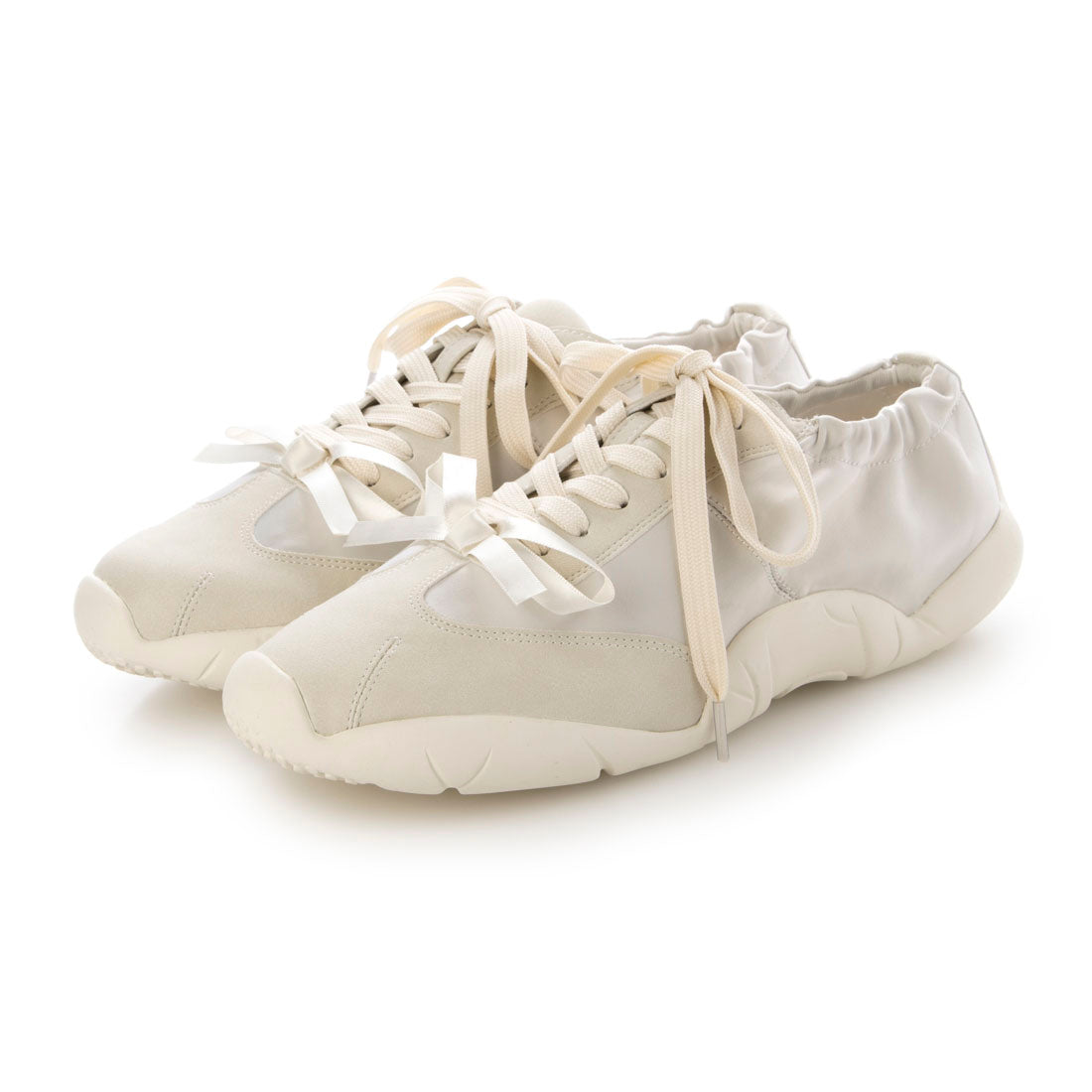 [EVOL/イーボル] [Lightweight and Soft] Ribbon Lace-Up Sneakers IY5711