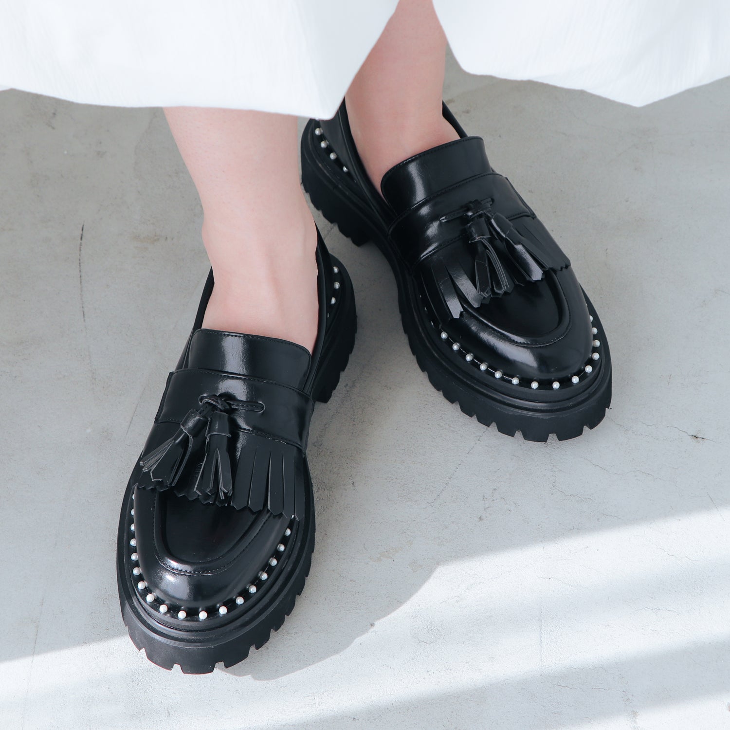 [EVOL/イーボル] [Cushioned & Soft] Pearl Cova Quilt Tassel Loafer IY5659