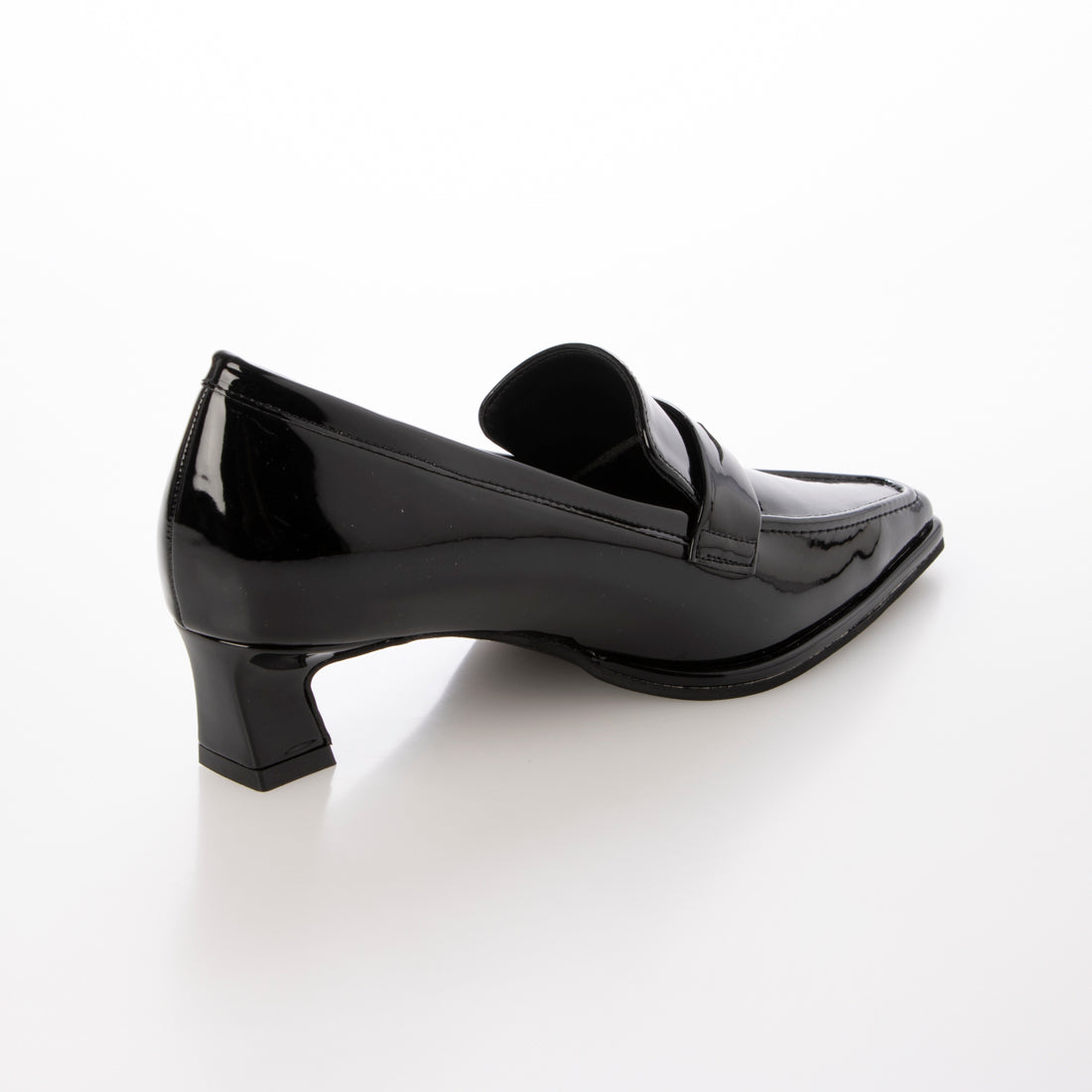 【EVOL/イーボル】 【晴雨兼用・ふかふか】4cmポインテッドコインローファー IZ5801  （ブラックエナメル） ブラックエナメル