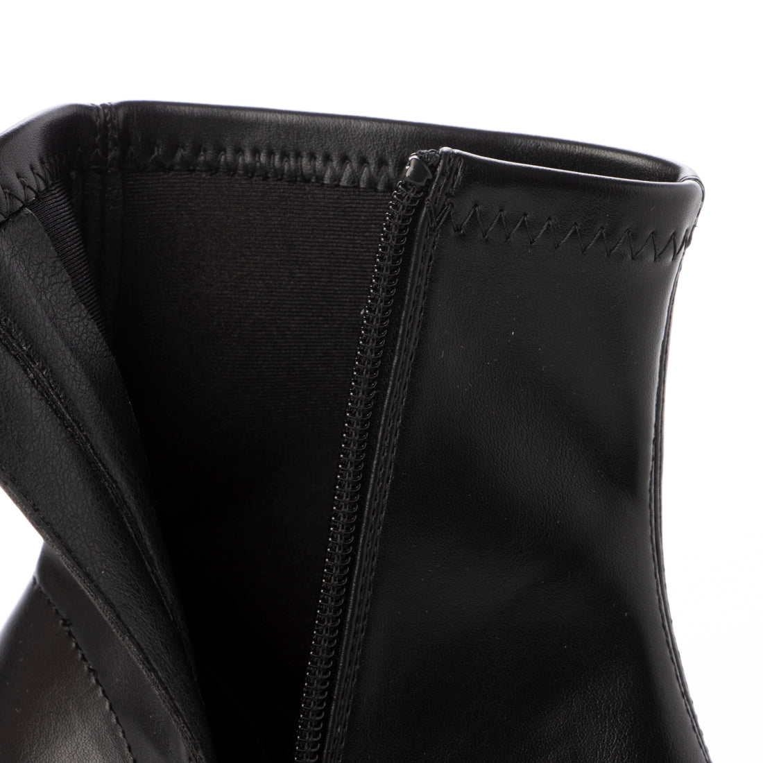 【EVOL/イーボル】 【S-LLサイズ展開・柔らかい】ストレッチ7cmショートブーツ IZ5837  （ブラック） ブラック