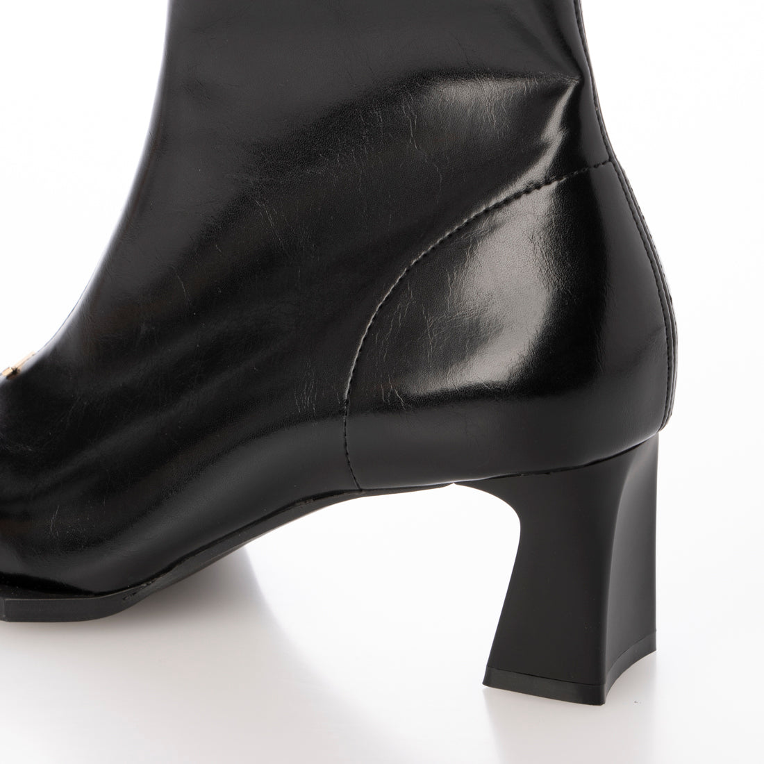 【EVOL/イーボル】 【S-LLサイズ展開・柔らかい】ストレッチ6cmショートブーツ BZ23840  （ブラック） ブラック