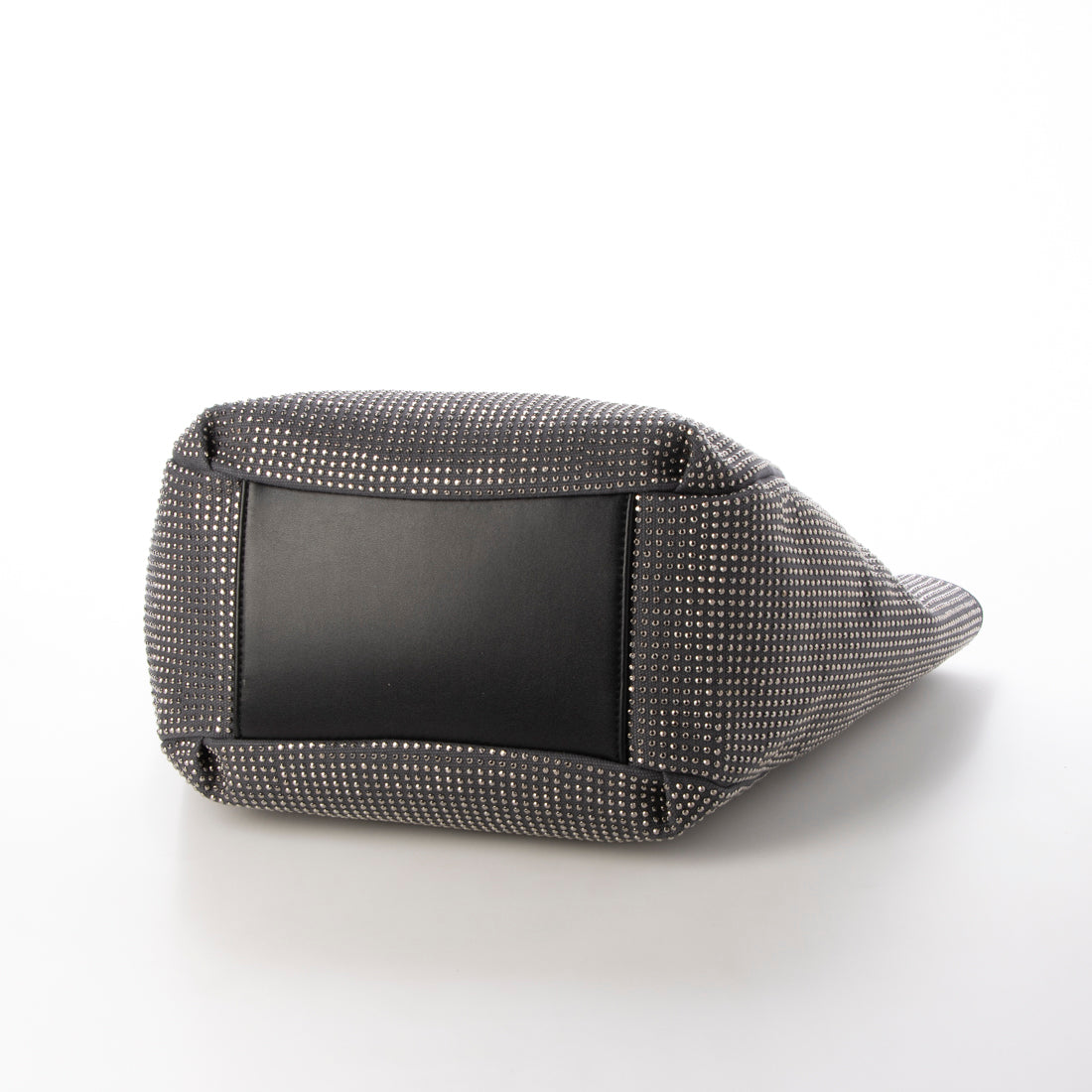 イグジスタンス EXISTENCE ラインストーンタッセル付きバルーンBAG （グレー） グレー
