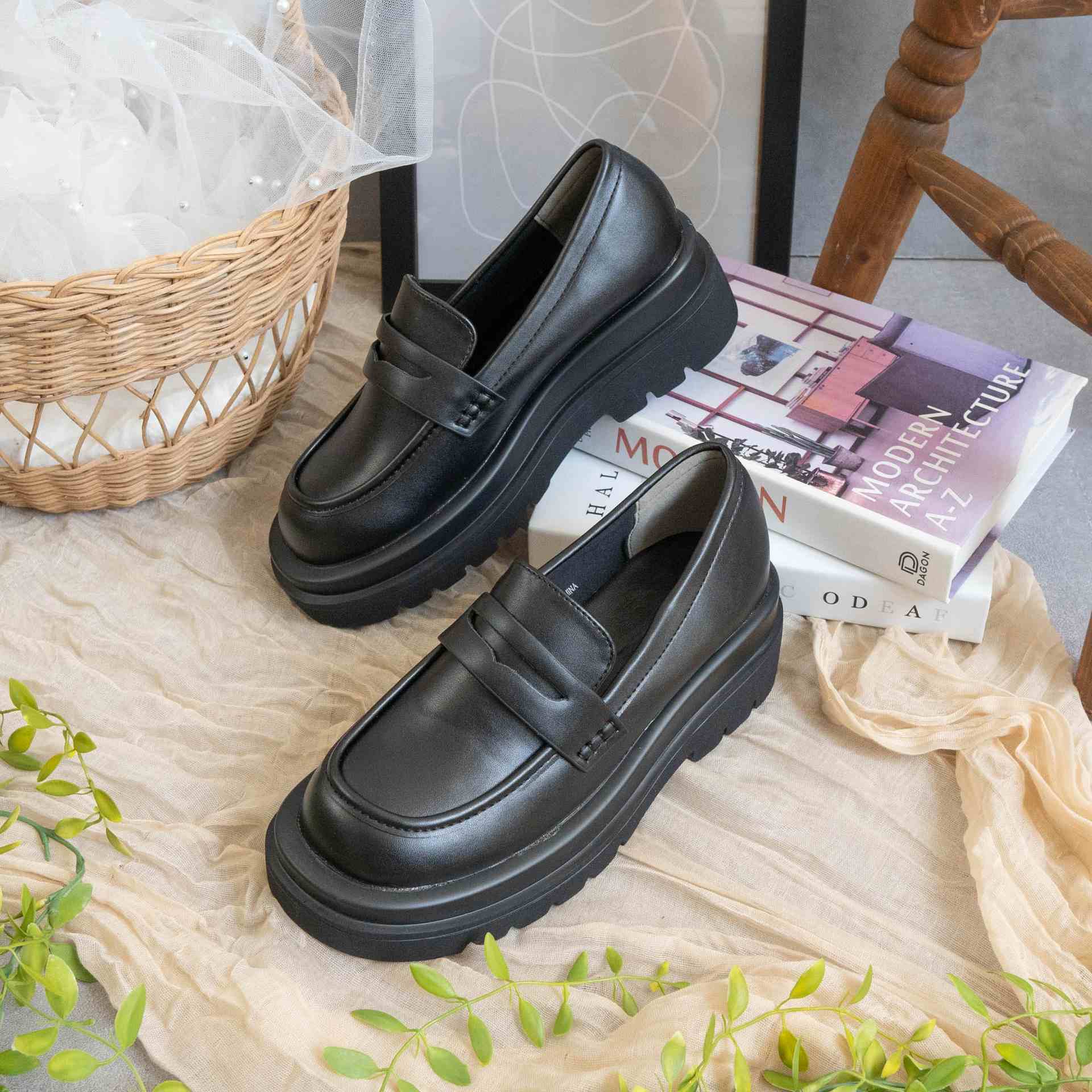 ファビーファビー FABBY FABBY. チャンキーヒールローファー,ブラック