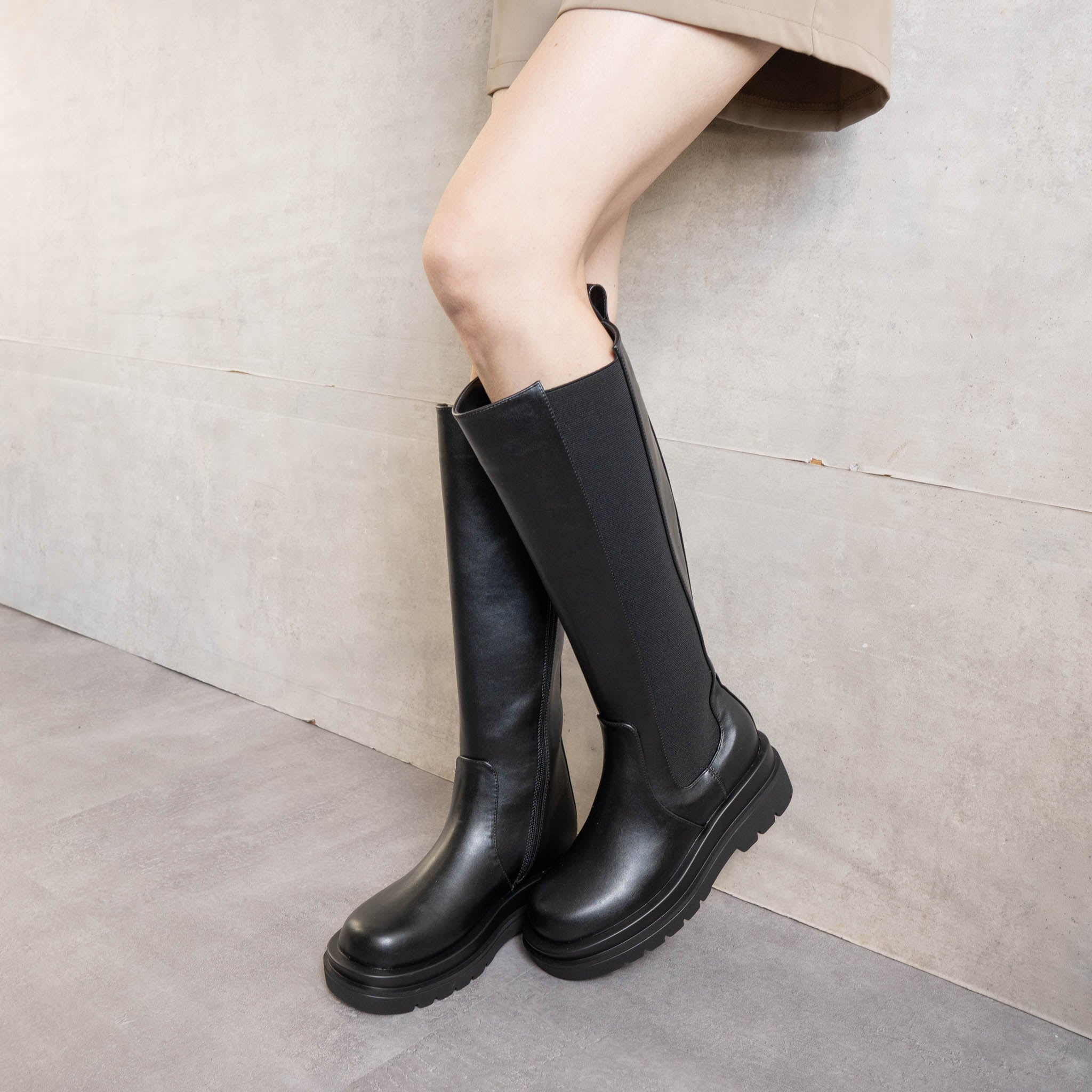 ファビーファビー FABBY FABBY. サイドゴアジップアップロングブーツ