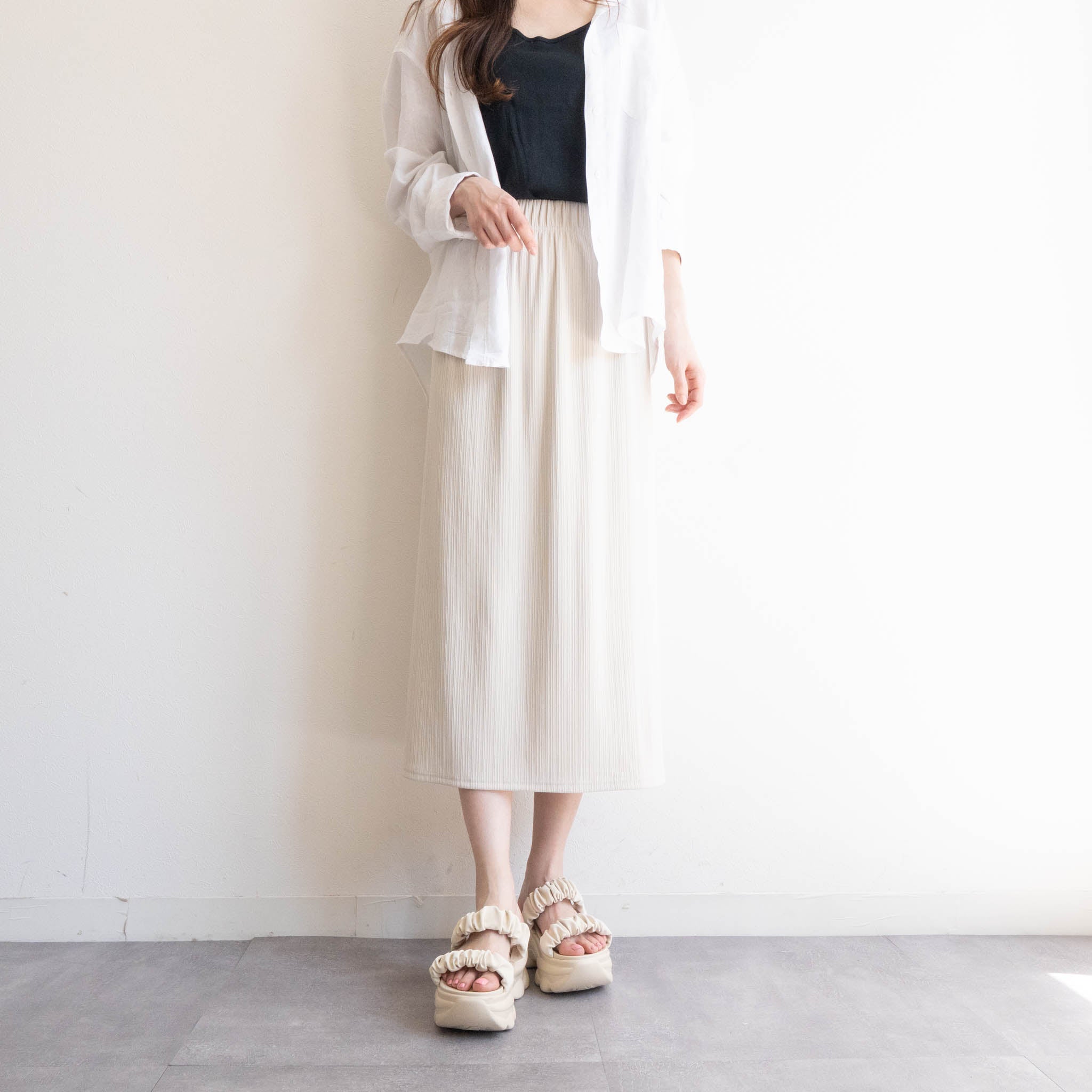 ファビーファビー FABBY FABBY. シャーリング2ベルト厚底サンダル （オフ） オフ