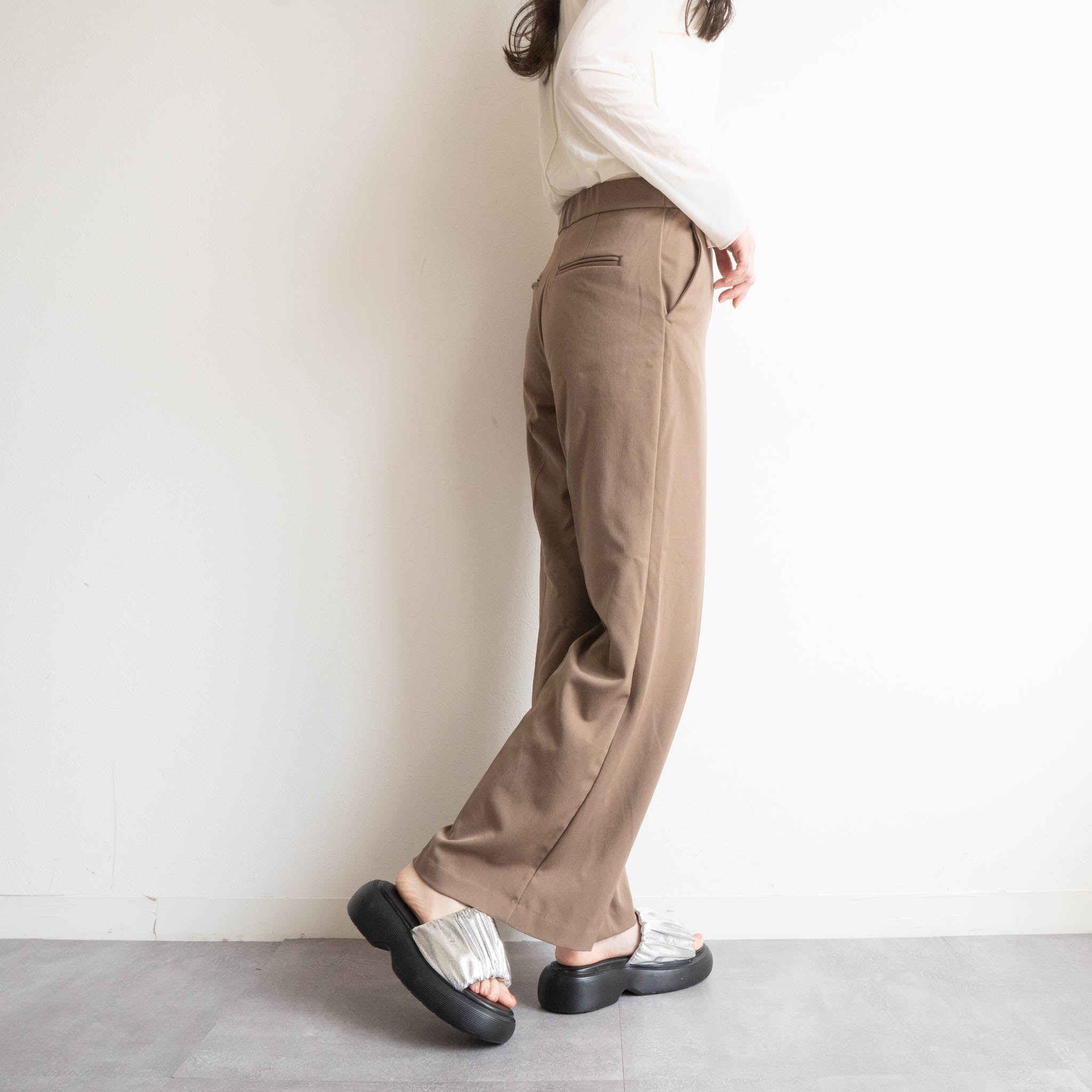 ファビーファビー FABBY FABBY. 厚底ラウンドボリュームギャザーサンダル （シルバー） シルバー