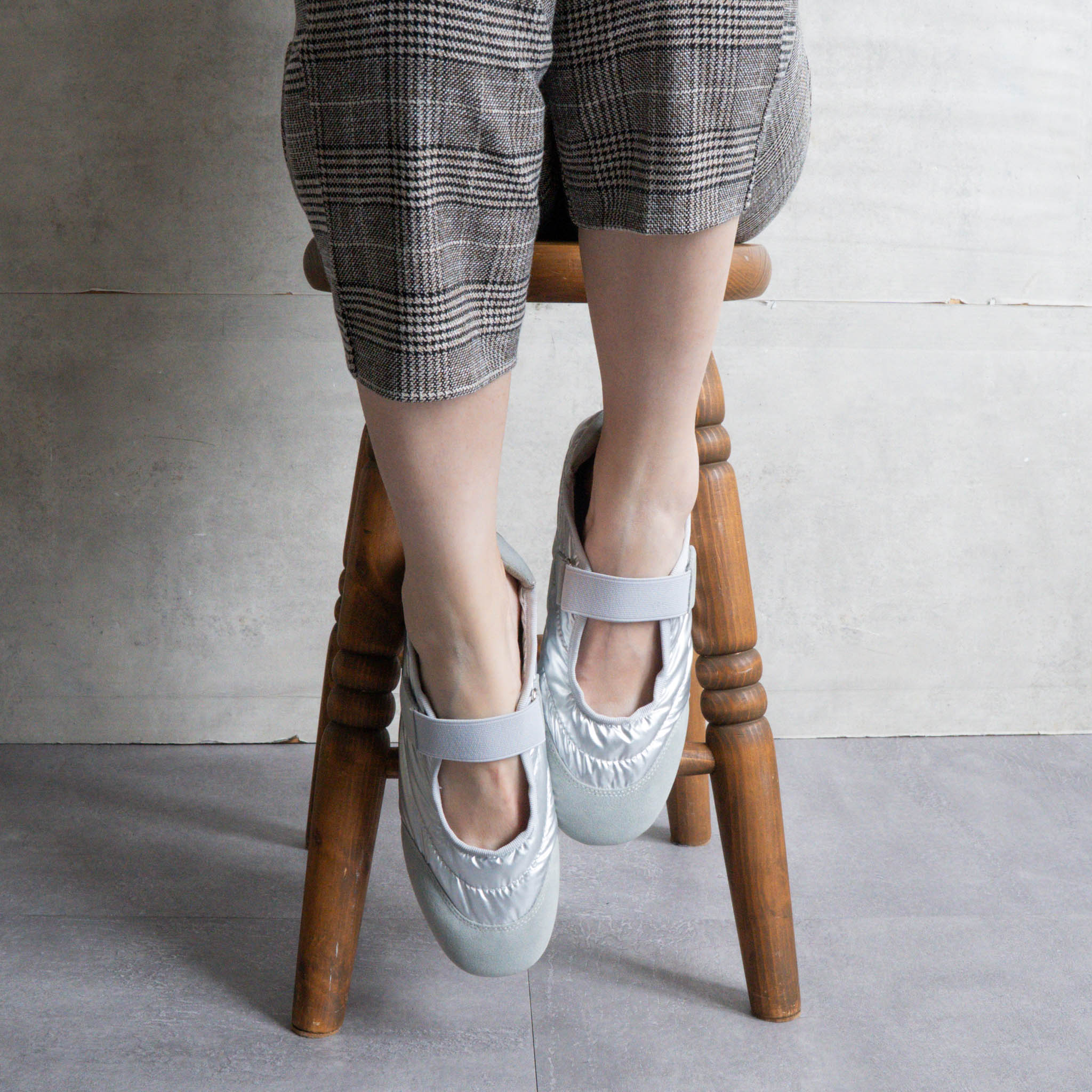 ファビーファビー FABBY FABBY. パラシュートベルクロバレーシューズ （シルバ-） シルバ-