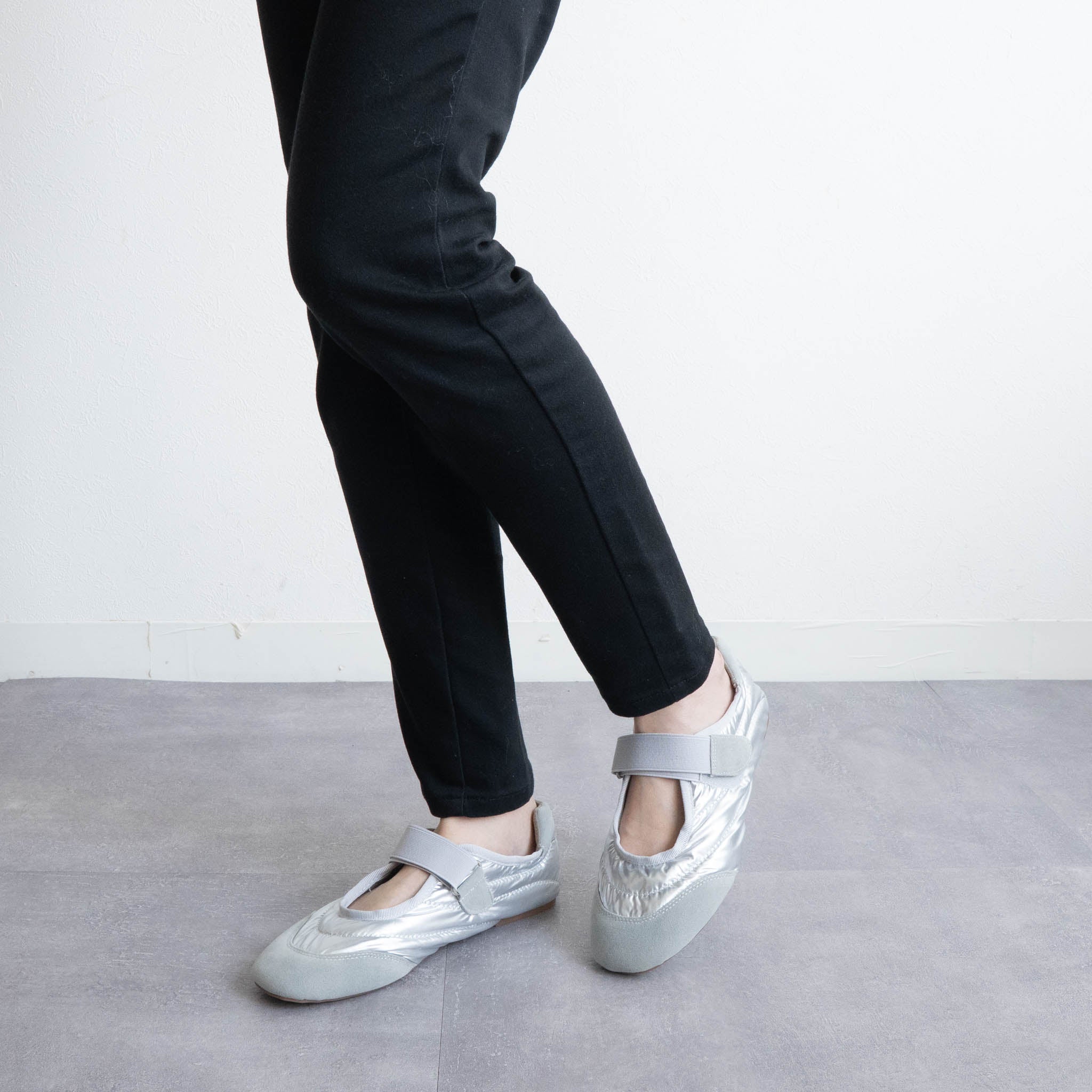 ファビーファビー FABBY FABBY. パラシュートベルクロバレーシューズ （シルバ-） シルバ-