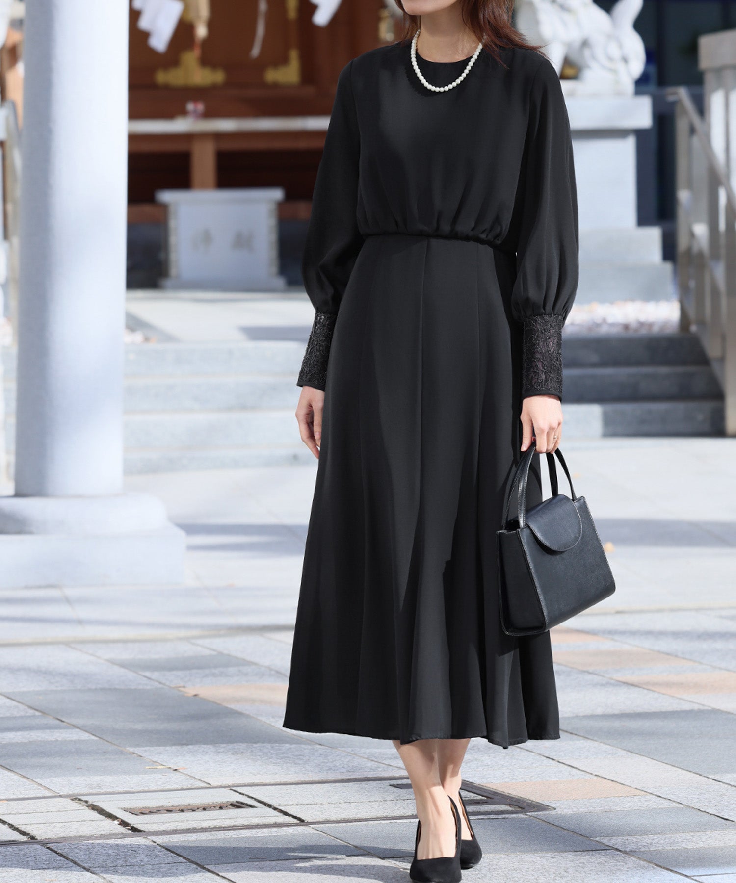 Flolia 【Mourning Attire・Formal Wear】 Lace Cuff Blousing Mermaid One-Piece Black Formal Formal Ceremony Occasion Shichi-Go-San