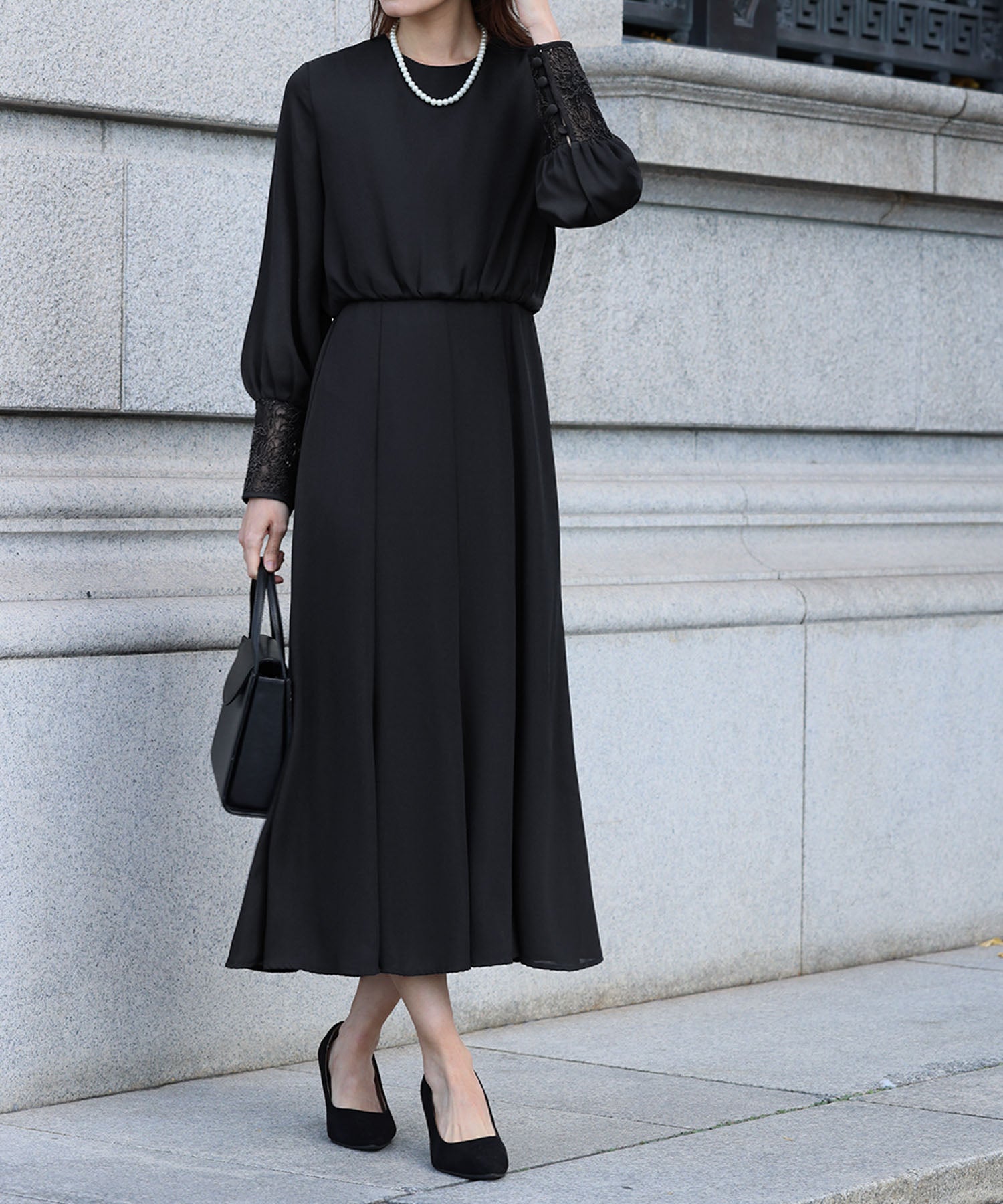Flolia 【Mourning Attire・Formal Wear】 Lace Cuff Blousing Mermaid One-Piece Black Formal Formal Ceremony Occasion Shichi-Go-San