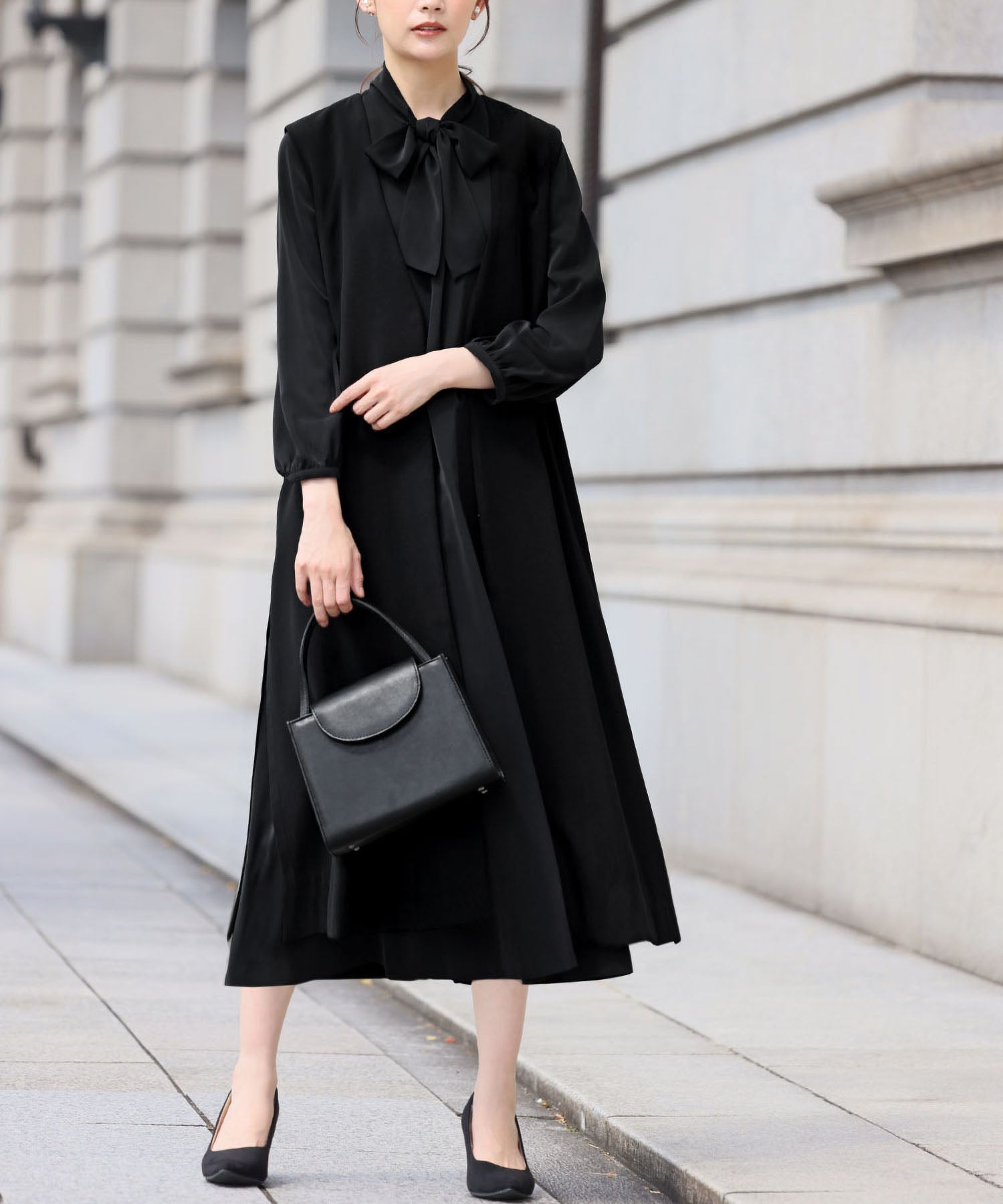 Flolia 【Mourning Attire・Formal Wear】 Long Vest Bow Tie Flare One-Piece Set Black Formal Formal Ceremony Occasion Shichi-Go-San