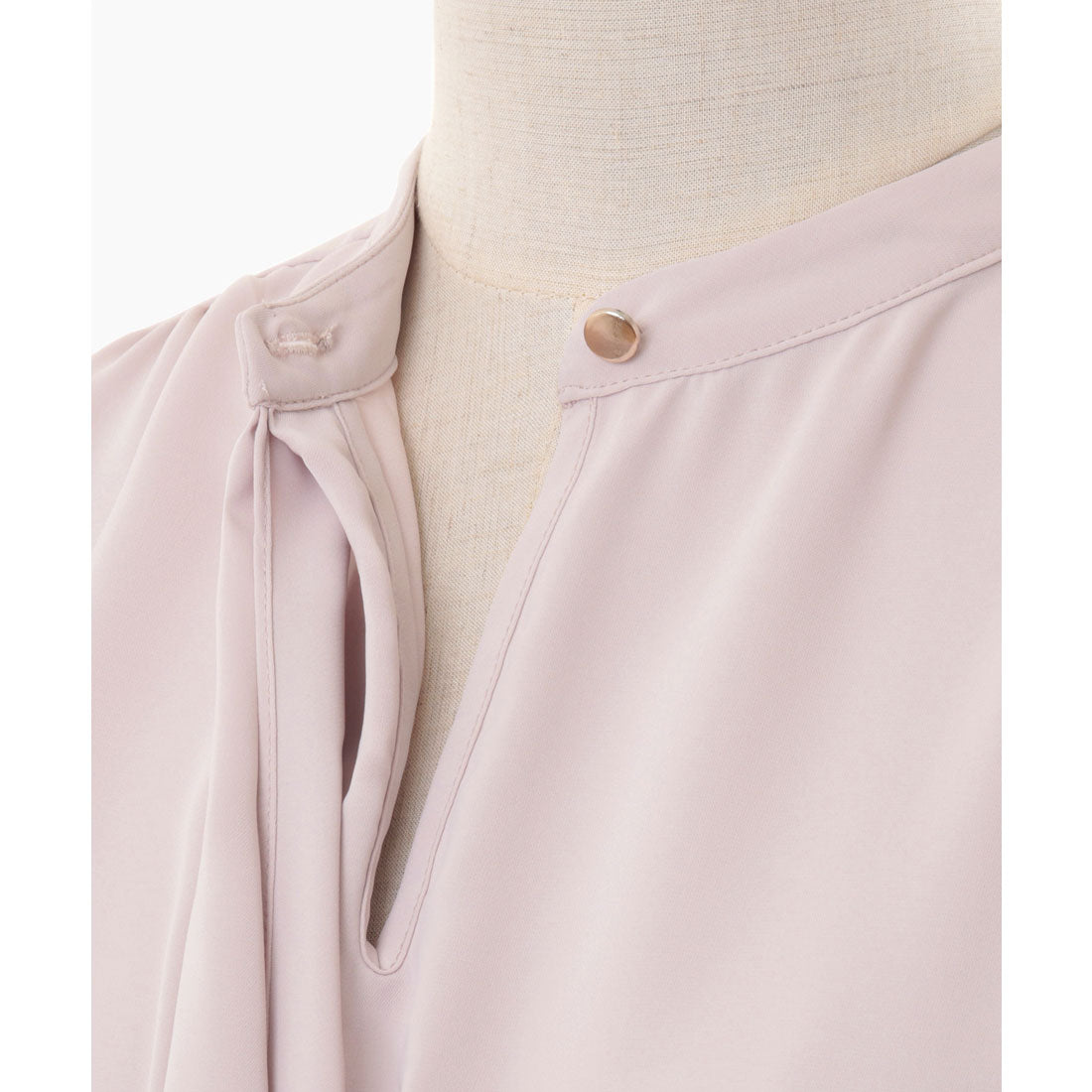 Flolia Front ruffle 3/4 sleeve blouse
